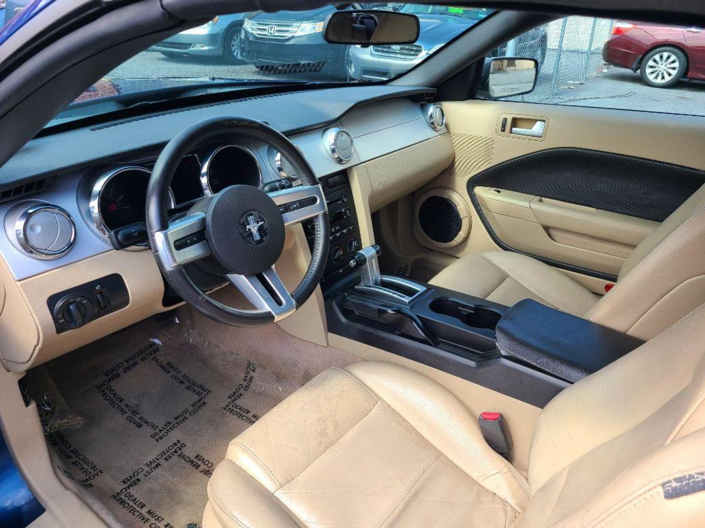 2007 BLUE FORD MUSTANG BASE (1ZVHT84N475) with an 4.0L engine, Automatic transmission, located at 117 North Cameron Street, Harrisburg, PA, 17101, (717) 963-8962, 40.266762, -76.875259 - WE FINANCE!!! Good Credit/ Bad Credit/ No Credit - ALL Trade-Ins Welcomed!!! ***Guaranteed Credit Approval*** APPLY ONLINE or CALL us TODAY ;) Internet Prices and Marketplace Prices are SPECIAL discounted ***CASH DEALS*** Retail Prices are higher. Please call us to discuss your cash and finan - Photo#12