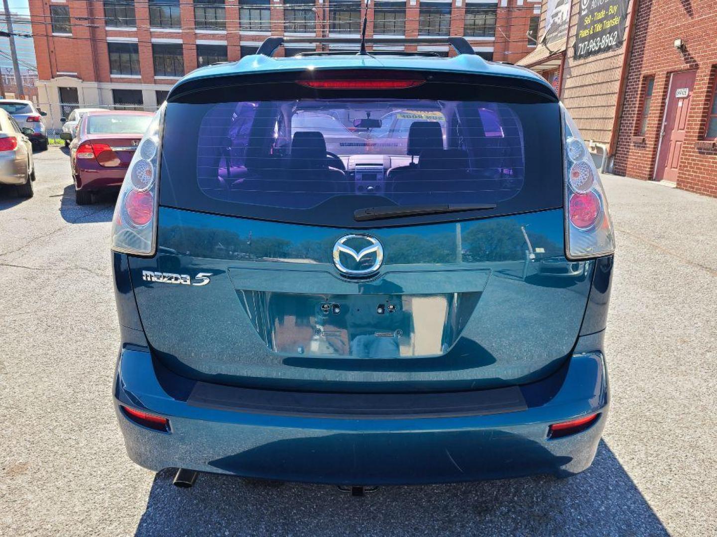 2007 BLUE MAZDA 5 TOURING (JM1CR29L070) with an 2.3L engine, Automatic transmission, located at 117 North Cameron Street, Harrisburg, PA, 17101, (717) 963-8962, 40.266762, -76.875259 - WE FINANCE!!! Good Credit/ Bad Credit/ No Credit - ALL Trade-Ins Welcomed!!! ***Guaranteed Credit Approval*** APPLY ONLINE or CALL us TODAY ;) Internet Prices and Marketplace Prices are SPECIAL discounted ***CASH DEALS*** Retail Prices are higher. Please call us to discuss your cash and finan - Photo#3