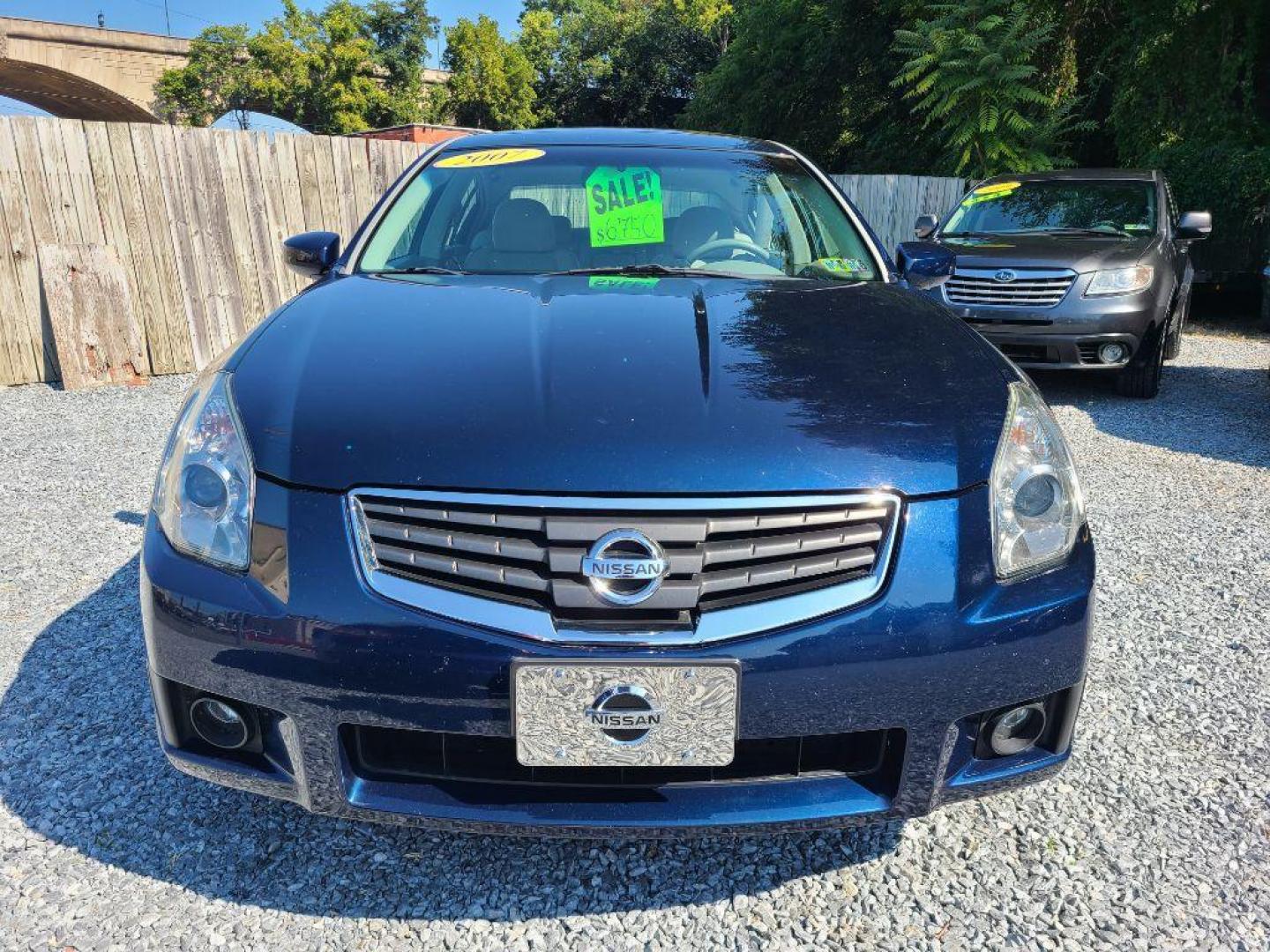 2007 BLUE NISSAN MAXIMA SE (1N4BA41E07C) with an 3.5L engine, Continuously Variable transmission, located at 117 North Cameron Street, Harrisburg, PA, 17101, (717) 963-8962, 40.266762, -76.875259 - WE FINANCE!!! Good Credit/ Bad Credit/ No Credit - ALL Trade-Ins Welcomed!!! ***Guaranteed Credit Approval*** APPLY ONLINE or CALL us TODAY ;) Internet Prices and Marketplace Prices are SPECIAL discounted ***CASH DEALS*** Retail Prices are higher. Please call us to discuss your cash and finan - Photo#7