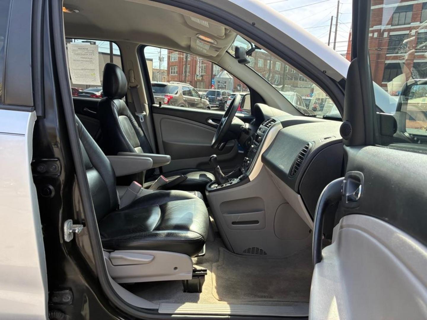 2007 SILVER SATURN VUE VUE I4 (5GZCZ23D37S) with an 2.2L engine, Automatic transmission, located at 117 North Cameron Street, Harrisburg, PA, 17101, (717) 963-8962, 40.266762, -76.875259 - WE FINANCE!!! Good Credit/ Challenged Credit/ No Credit - ALL Trade-Ins Welcomed!!! APPLY ONLINE or CALL us TODAY ;) Please call us to discuss your cash and/or financing options. - Photo#8