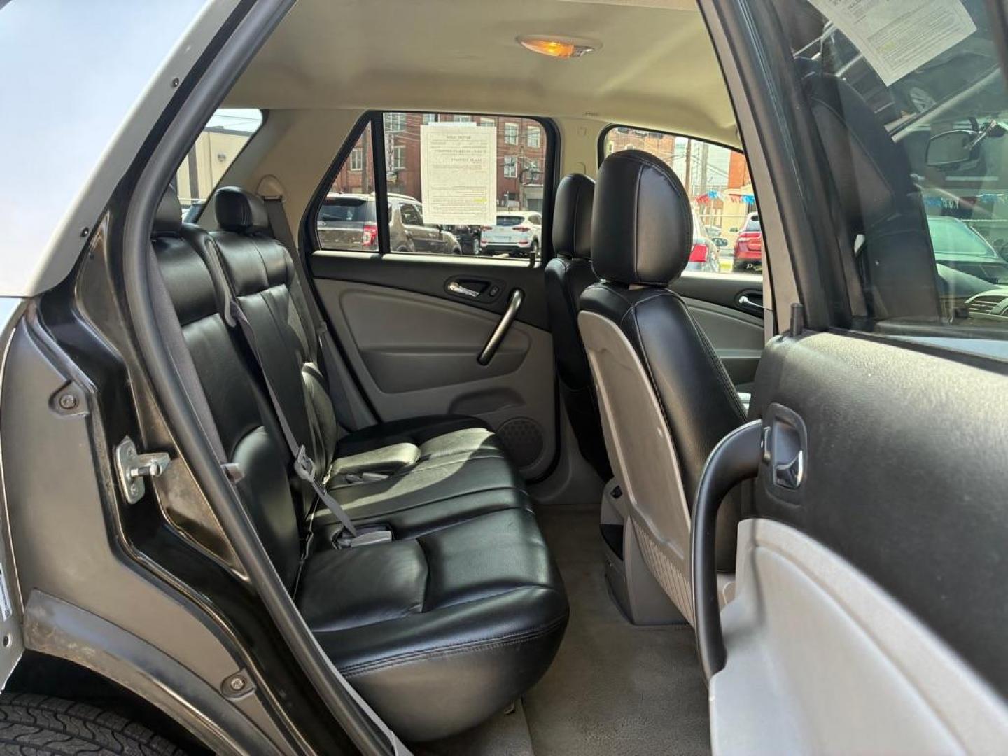 2007 SILVER SATURN VUE VUE I4 (5GZCZ23D37S) with an 2.2L engine, Automatic transmission, located at 117 North Cameron Street, Harrisburg, PA, 17101, (717) 963-8962, 40.266762, -76.875259 - WE FINANCE!!! Good Credit/ Challenged Credit/ No Credit - ALL Trade-Ins Welcomed!!! APPLY ONLINE or CALL us TODAY ;) Please call us to discuss your cash and/or financing options. - Photo#9