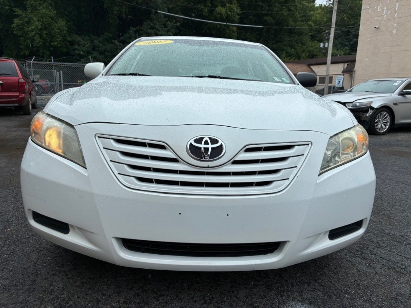 2007 WHITE TOYOTA CAMRY CE (4T1BE46K47U) with an 2.4L engine, Automatic transmission, located at 117 North Cameron Street, Harrisburg, PA, 17101, (717) 963-8962, 40.266762, -76.875259 - WE FINANCE!!! MOST vehicles are available for financing. Good Credit/ Challenged Credit/ No Credit - ALL Trade-Ins Welcomed!!! APPLY ONLINE or CALL us TODAY Please call us to discuss your cash and/or financing options. Thanks for checking our inventory! We're here to help.- Photo#7