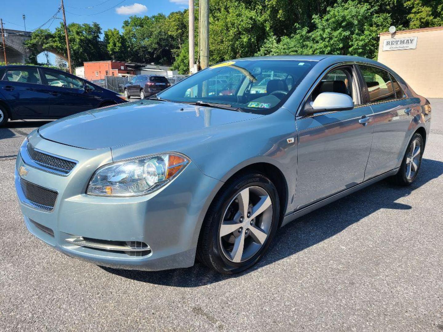 2008 GRAY CHEVROLET MALIBU 2LT (1G1ZJ57B684) with an 2.4L engine, Automatic transmission, located at 117 North Cameron Street, Harrisburg, PA, 17101, (717) 963-8962, 40.266762, -76.875259 - WE FINANCE!!! Good Credit/ Bad Credit/ No Credit - ALL Trade-Ins Welcomed!!! ***Guaranteed Credit Approval*** APPLY ONLINE or CALL us TODAY ;) Internet Prices and Marketplace Prices are SPECIAL discounted ***CASH DEALS*** Retail Prices are higher. Please call us to discuss your cash and finan - Photo#0