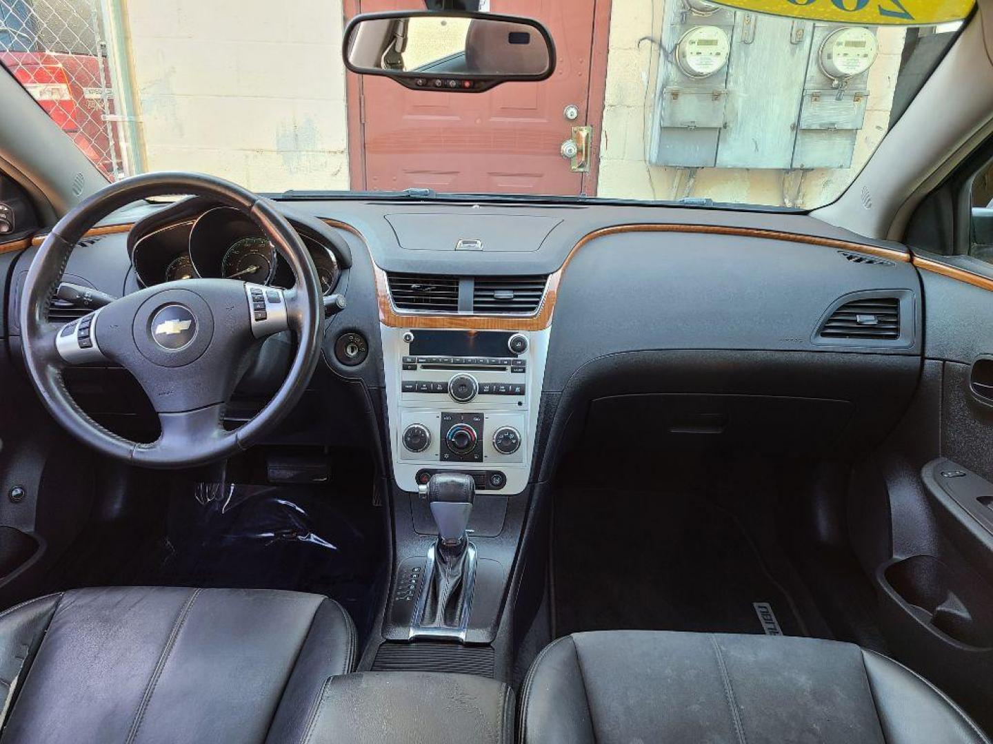 2008 GRAY CHEVROLET MALIBU 2LT (1G1ZJ57B684) with an 2.4L engine, Automatic transmission, located at 117 North Cameron Street, Harrisburg, PA, 17101, (717) 963-8962, 40.266762, -76.875259 - WE FINANCE!!! Good Credit/ Bad Credit/ No Credit - ALL Trade-Ins Welcomed!!! ***Guaranteed Credit Approval*** APPLY ONLINE or CALL us TODAY ;) Internet Prices and Marketplace Prices are SPECIAL discounted ***CASH DEALS*** Retail Prices are higher. Please call us to discuss your cash and finan - Photo#10