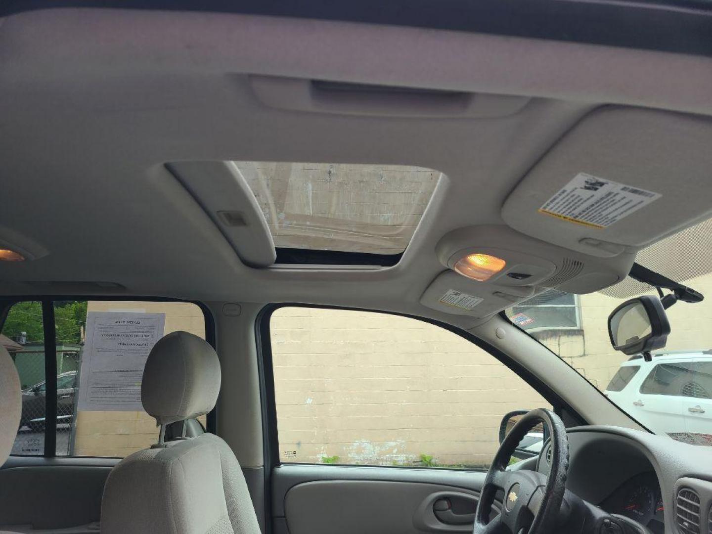 2008 BLUE CHEVROLET TRAILBLAZER LS (1GNDT13S782) with an 4.2L engine, Automatic transmission, located at 117 North Cameron Street, Harrisburg, PA, 17101, (717) 963-8962, 40.266762, -76.875259 - WE FINANCE!!! Good Credit/ Bad Credit/ No Credit - ALL Trade-Ins Welcomed!!! ***Guaranteed Credit Approval*** APPLY ONLINE or CALL us TODAY ;) Internet Prices and Marketplace Prices are SPECIAL discounted ***CASH DEALS*** Retail Prices are higher. Please call us to discuss your cash and finan - Photo#8