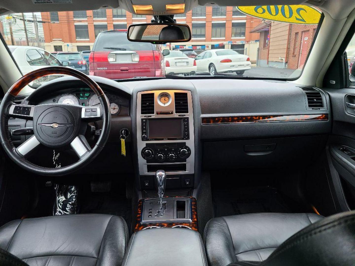 2008 RED CHRYSLER 300C (2C3KA63H38H) with an 5.7L engine, Automatic transmission, located at 117 North Cameron Street, Harrisburg, PA, 17101, (717) 963-8962, 40.266762, -76.875259 - WE FINANCE!!! Good Credit/ Bad Credit/ No Credit - ALL Trade-Ins Welcomed!!! ***Guaranteed Credit Approval*** APPLY ONLINE or CALL us TODAY ;) Internet Prices and Marketplace Prices are SPECIAL discounted ***CASH DEALS*** Retail Prices are higher. Please call us to discuss your cash and finan - Photo#8