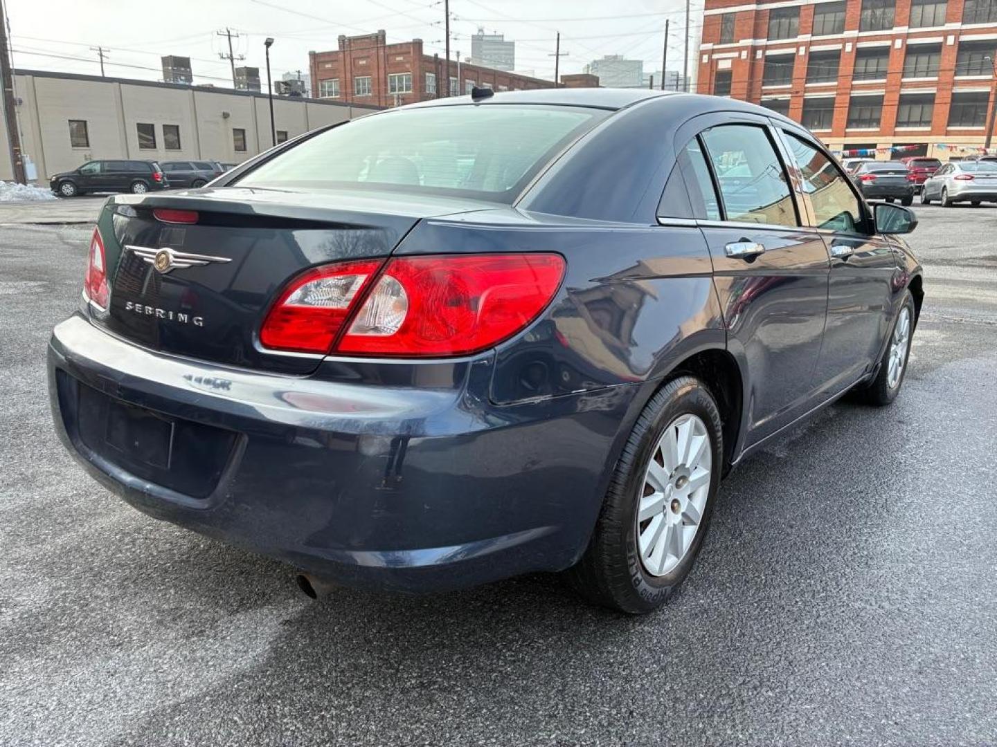 2008 BLUE CHRYSLER SEBRING LX (1C3LC46R58N) with an 2.7L engine, Automatic transmission, located at 117 North Cameron Street, Harrisburg, PA, 17101, (717) 963-8962, 40.266762, -76.875259 - WE FINANCE!!! Good Credit/ Challenged Credit/ No Credit - ALL Trade-Ins Welcomed!!! APPLY ONLINE or CALL us TODAY ;) Please call us to discuss your cash and/or financing options. - Photo#4