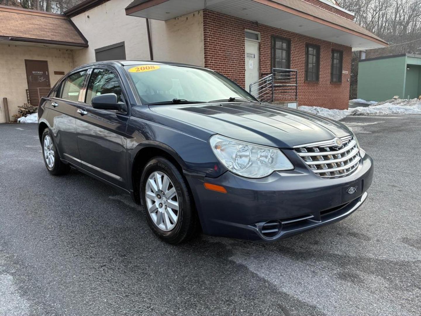 2008 BLUE CHRYSLER SEBRING LX (1C3LC46R58N) with an 2.7L engine, Automatic transmission, located at 117 North Cameron Street, Harrisburg, PA, 17101, (717) 963-8962, 40.266762, -76.875259 - WE FINANCE!!! Good Credit/ Challenged Credit/ No Credit - ALL Trade-Ins Welcomed!!! APPLY ONLINE or CALL us TODAY ;) Please call us to discuss your cash and/or financing options. - Photo#6