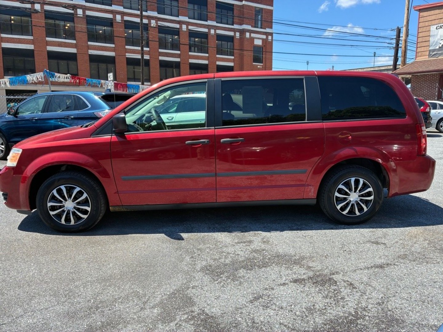 2008 RED DODGE GRAND CARAVAN SE (1D8HN44HX8B) with an 3.3L engine, Automatic transmission, located at 117 North Cameron Street, Harrisburg, PA, 17101, (717) 963-8962, 40.266762, -76.875259 - WE FINANCE!!! MOST vehicles are available for financing. Good Credit/ Challenged Credit/ No Credit - ALL Trade-Ins Welcomed!!! APPLY ONLINE or CALL us TODAY Please call us to discuss your cash and/or financing options. Thanks for checking our inventory! We're here to help.- Photo#1