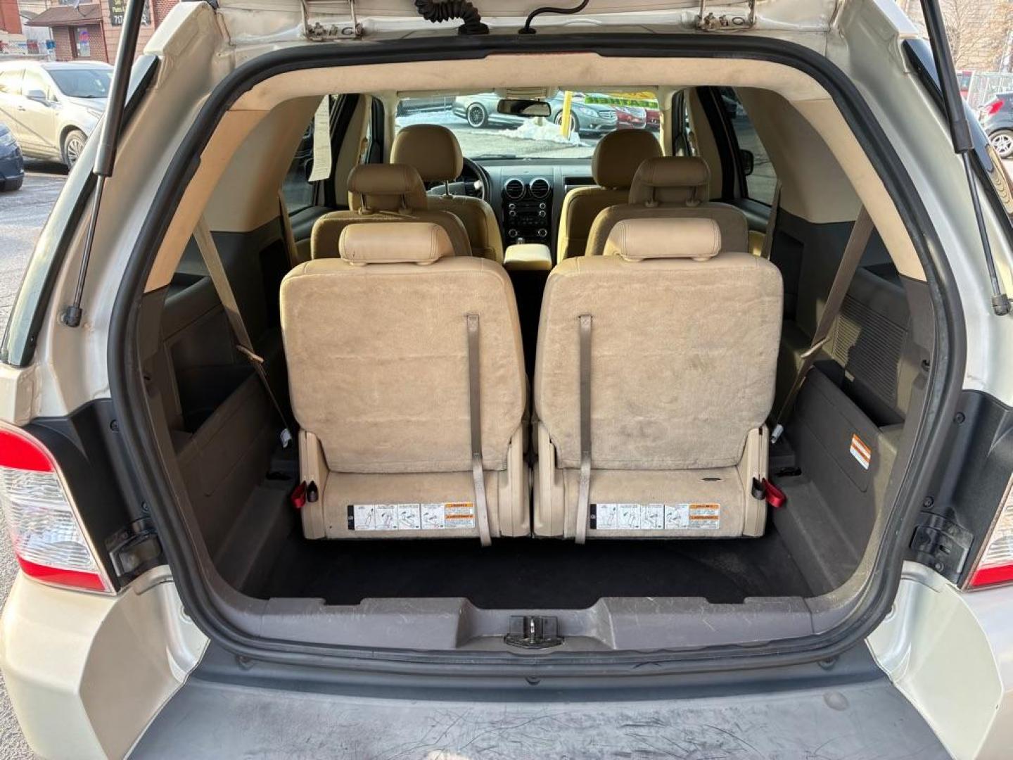 2008 GRAY FORD TAURUS X SEL (1FMDK05W38G) with an 3.5L engine, Automatic transmission, located at 117 North Cameron Street, Harrisburg, PA, 17101, (717) 963-8962, 40.266762, -76.875259 - WE FINANCE!!! Good Credit/ Challenged Credit/ No Credit - ALL Trade-Ins Welcomed!!! APPLY ONLINE or CALL us TODAY ;) Please call us to discuss your cash and/or financing options. - Photo#11