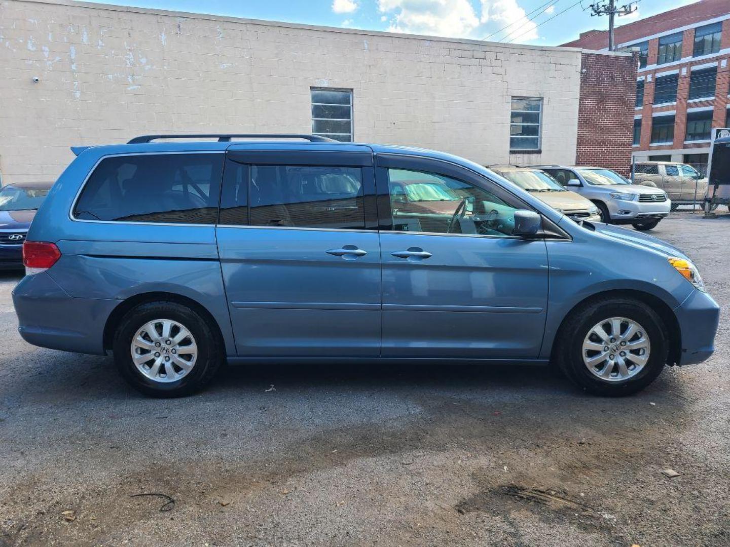 2008 BLUE HONDA ODYSSEY EXL (5FNRL38798B) with an 3.5L engine, Automatic transmission, located at 117 North Cameron Street, Harrisburg, PA, 17101, (717) 963-8962, 40.266762, -76.875259 - WE FINANCE!!! Good Credit/ Bad Credit/ No Credit - ALL Trade-Ins Welcomed!!! ***Guaranteed Credit Approval*** APPLY ONLINE or CALL us TODAY ;) Please call us to discuss your cash and financing options. - Photo#5