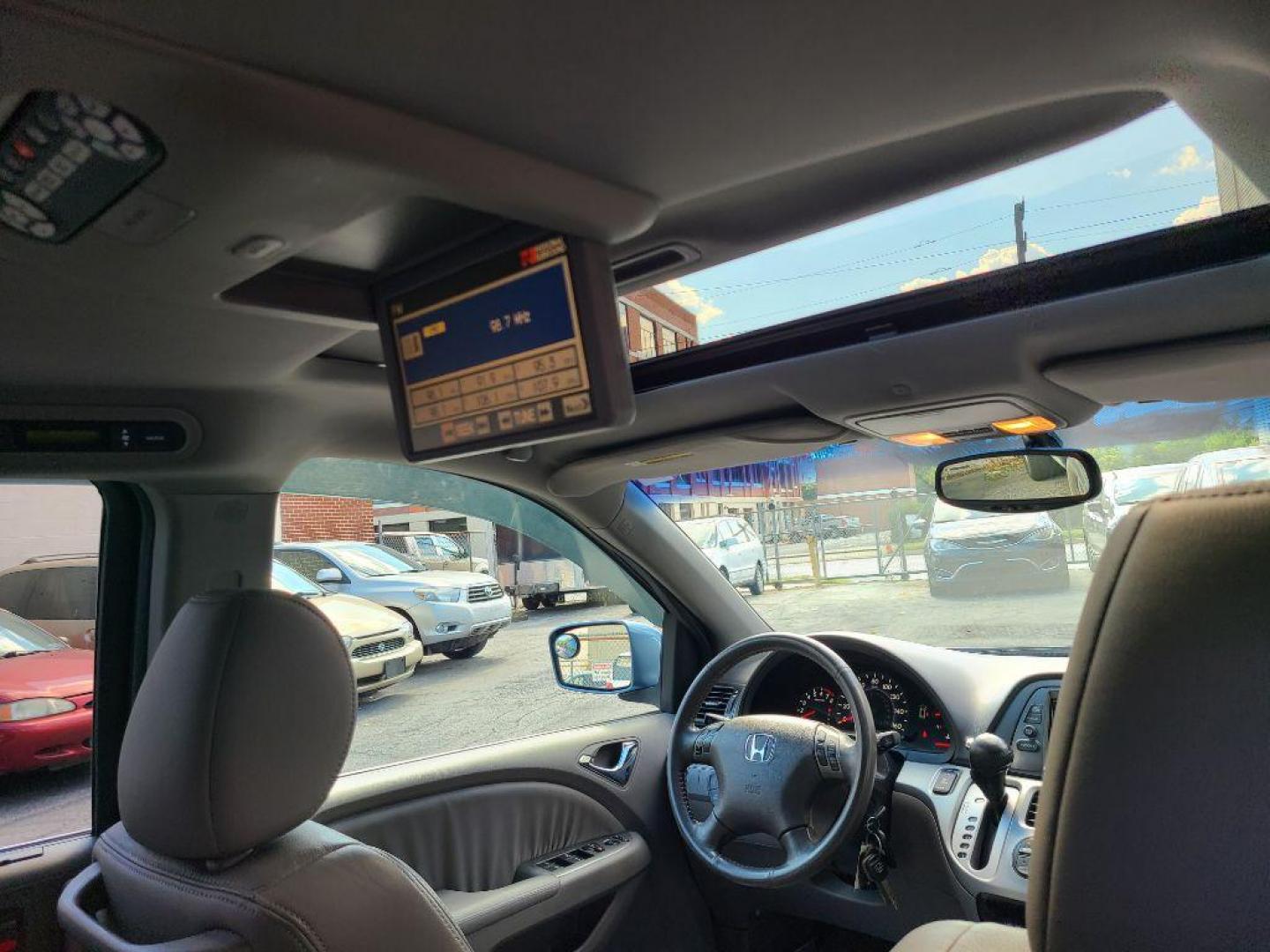2008 BLUE HONDA ODYSSEY EXL (5FNRL38798B) with an 3.5L engine, Automatic transmission, located at 117 North Cameron Street, Harrisburg, PA, 17101, (717) 963-8962, 40.266762, -76.875259 - WE FINANCE!!! Good Credit/ Bad Credit/ No Credit - ALL Trade-Ins Welcomed!!! ***Guaranteed Credit Approval*** APPLY ONLINE or CALL us TODAY ;) Please call us to discuss your cash and financing options. - Photo#9