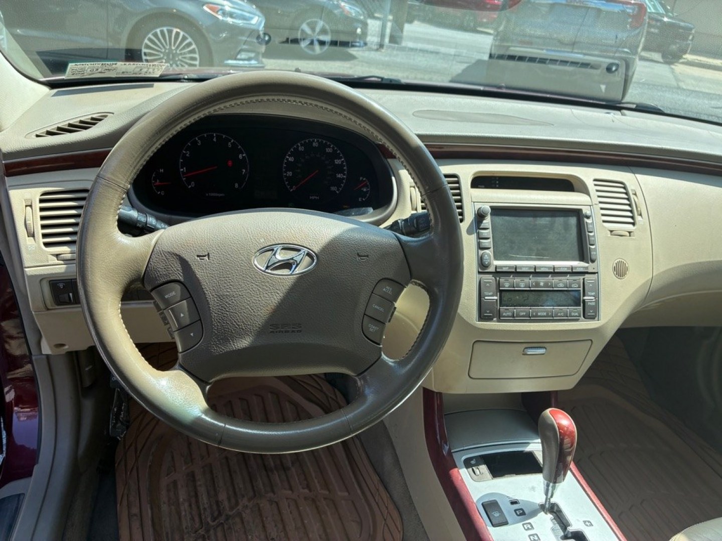 2008 RED HYUNDAI AZERA SE (KMHFC46FX8A) with an 3.8L engine, Automatic transmission, located at 117 North Cameron Street, Harrisburg, PA, 17101, (717) 963-8962, 40.266762, -76.875259 - This is a CASH deal only. WE FINANCE!!! MOST vehicles are available for financing. Good Credit/ Challenged Credit/ No Credit - ALL Trade-Ins Welcomed!!! APPLY ONLINE or CALL us TODAY Please call us to discuss your cash and/or financing options. Thanks for checking our inventory! We- Photo#14
