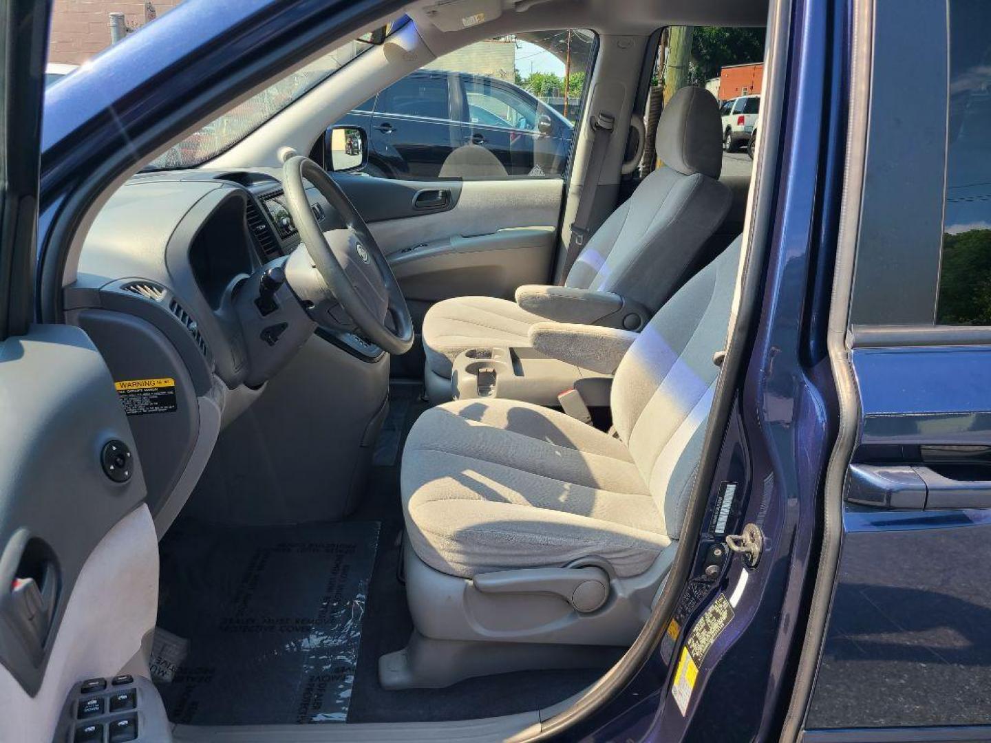 2008 BLUE KIA SEDONA EX (KNDMB233086) with an 3.8L engine, Automatic transmission, located at 117 North Cameron Street, Harrisburg, PA, 17101, (717) 963-8962, 40.266762, -76.875259 - WE FINANCE!!! Good Credit/ Bad Credit/ No Credit - ALL Trade-Ins Welcomed!!! ***Guaranteed Credit Approval*** APPLY ONLINE or CALL us TODAY ;) Internet Prices and Marketplace Prices are SPECIAL discounted ***CASH DEALS*** Retail Prices are higher. Please call us to discuss your cash and finan - Photo#15