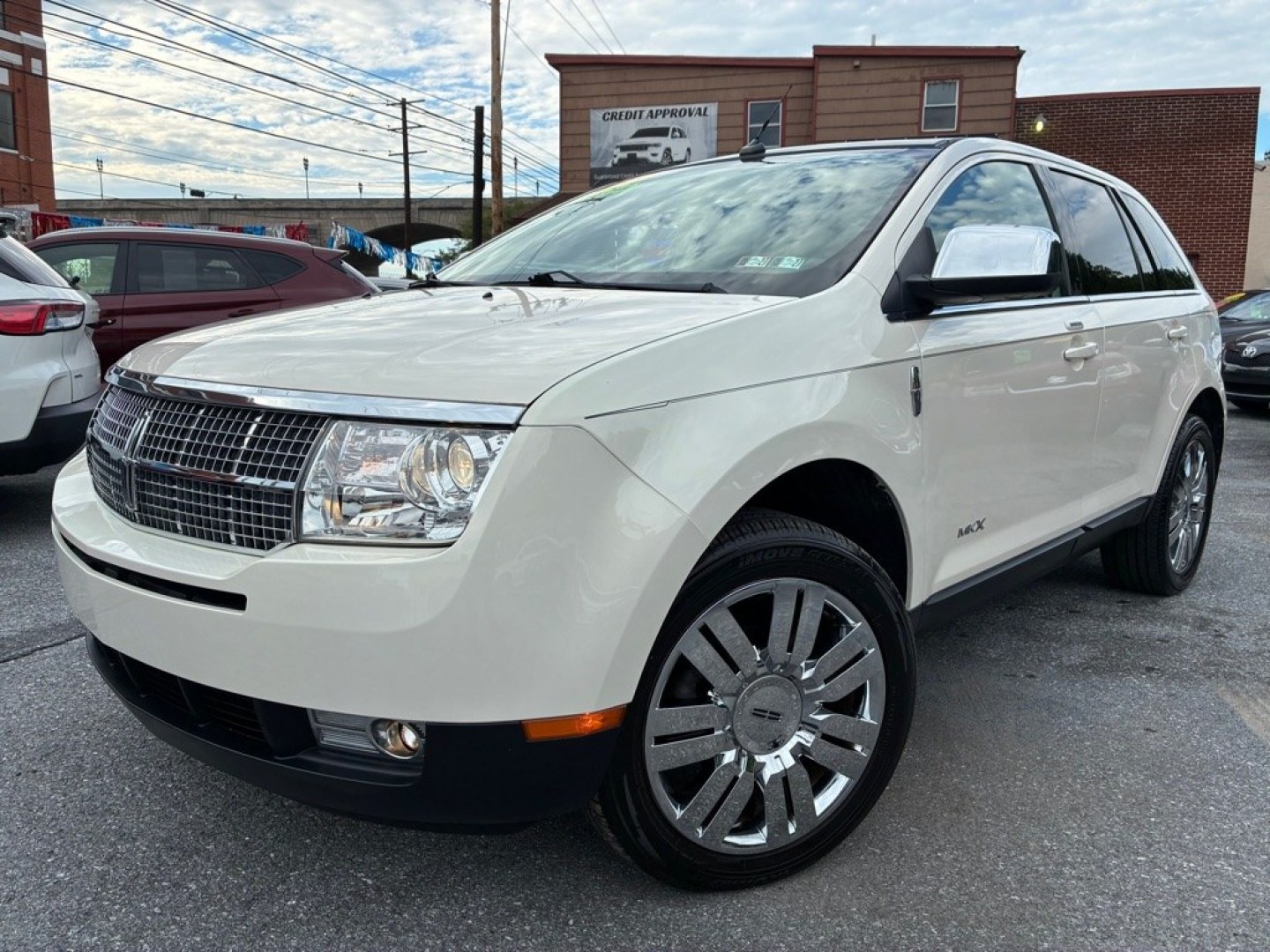 2008 WHITE LINCOLN MKX (2LMDU88C48B) with an 3.5L engine, Automatic transmission, located at 117 North Cameron Street, Harrisburg, PA, 17101, (717) 963-8962, 40.266762, -76.875259 - Air Conditioning Alarm All Wheel Drive Anti-Lock Brakes Automatic Headlights Auxiliary Pwr Outlet Bluetooth Connection CD Changer Child Safety Locks Climate Control (independent) Cooled Front Seats Cruise Control Cylinders (6) Driver Air Bag Electrochromic Rearview Mirror Engine Immob- Photo#0