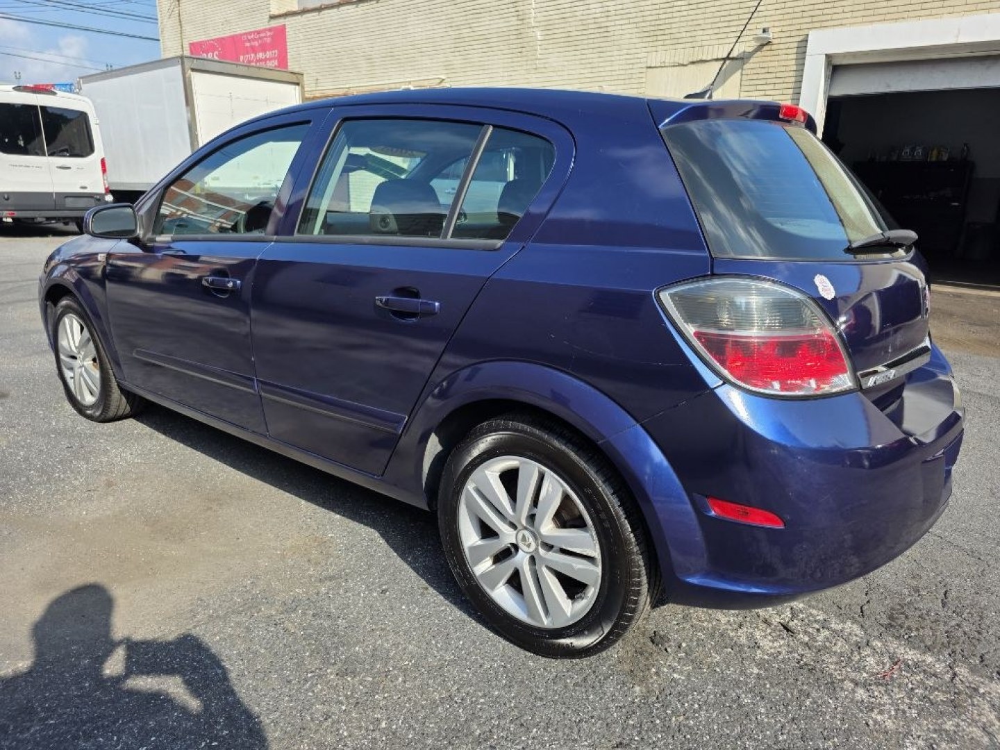 2008 BLUE SATURN ASTRA XE (W08AR671185) with an 1.8L engine, Automatic transmission, located at 117 North Cameron Street, Harrisburg, PA, 17101, (717) 963-8962, 40.266762, -76.875259 - WE FINANCE!!! MOST vehicles are available for financing. Good Credit/ Challenged Credit/ No Credit - ALL Trade-Ins Welcomed!!! APPLY ONLINE or CALL us TODAY Please call us to discuss your cash and/or financing options. Thanks for checking our inventory! We're here to help.- Photo#2