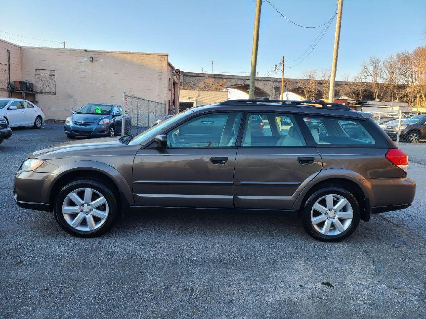 2008 BROWN SUBARU OUTBACK 2.5I (4S4BP61C486) with an 2.5L engine, 5-Speed Manual transmission, located at 117 North Cameron Street, Harrisburg, PA, 17101, (717) 963-8962, 40.266762, -76.875259 - WE FINANCE!!! Good Credit/ Bad Credit/ No Credit - ALL Trade-Ins Welcomed!!! ***Guaranteed Credit Approval*** APPLY ONLINE or CALL us TODAY ;) Internet Prices and Marketplace Prices are SPECIAL discounted ***CASH DEALS*** Retail Prices are higher. Please call us to discuss your cash and finan - Photo#1