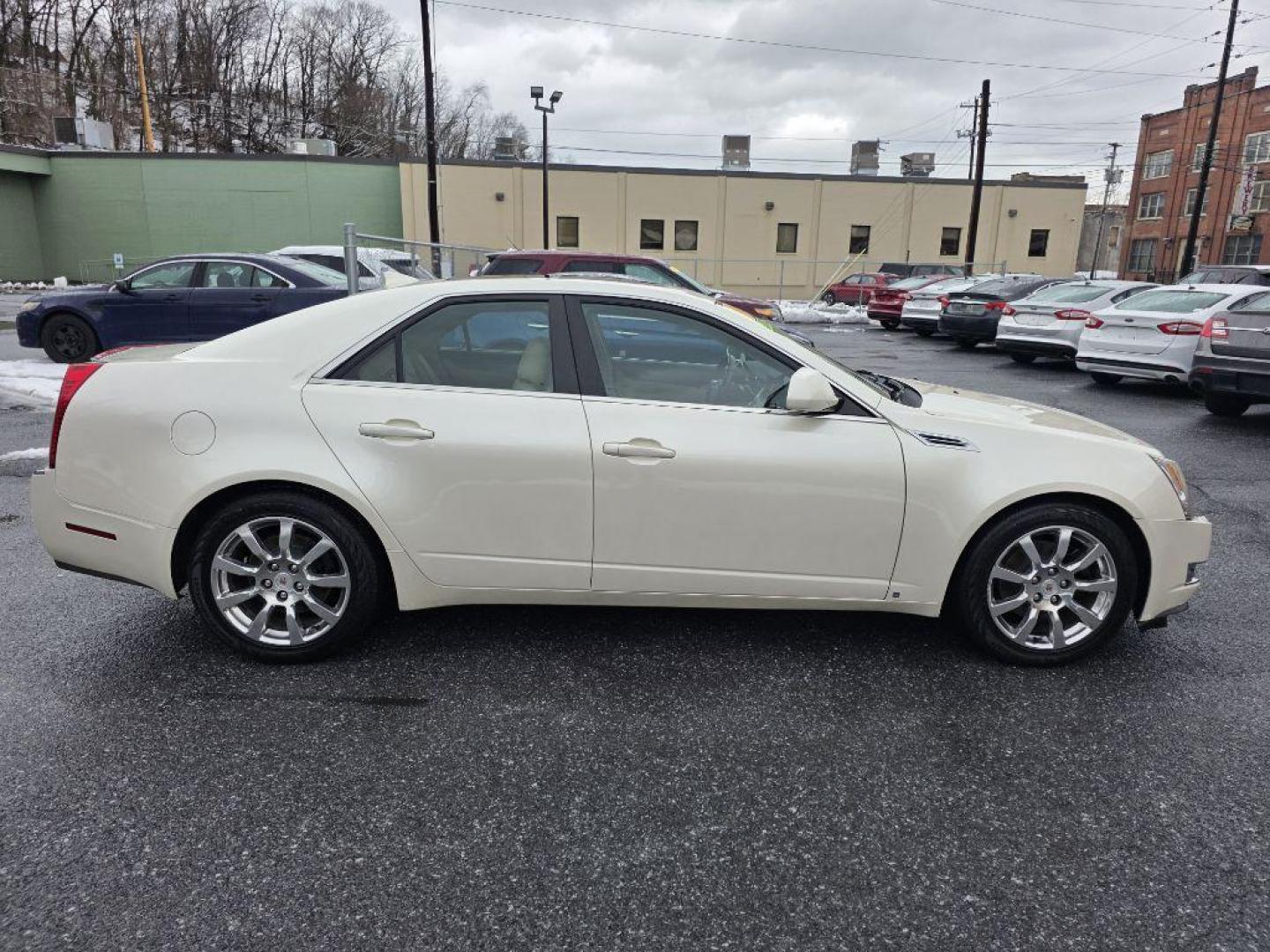 2009 WHITE CADILLAC CTS HI FEATURE V6 (1G6DT57V590) with an 3.6L engine, Automatic transmission, located at 117 North Cameron Street, Harrisburg, PA, 17101, (717) 963-8962, 40.266762, -76.875259 - WE FINANCE!!! Good Credit/ Challenged Credit/ No Credit - ALL Trade-Ins Welcomed!!! APPLY ONLINE or CALL us TODAY ;) Please call us to discuss your cash and/or financing options. - Photo#4