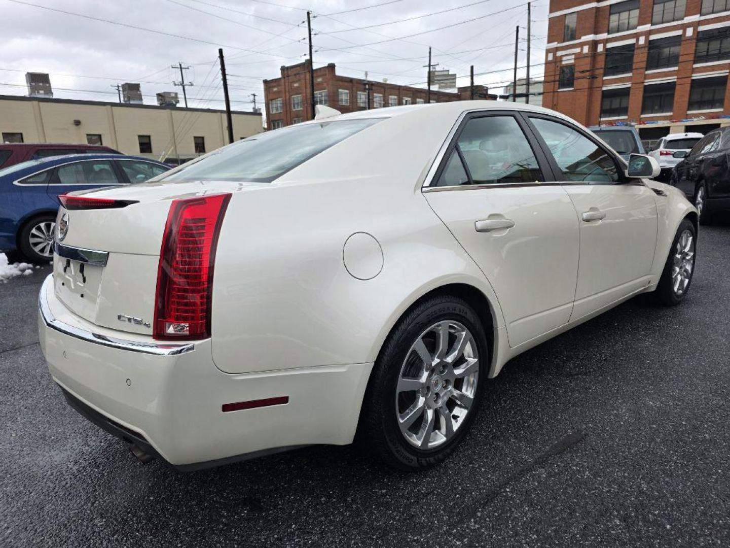 2009 WHITE CADILLAC CTS HI FEATURE V6 (1G6DT57V590) with an 3.6L engine, Automatic transmission, located at 117 North Cameron Street, Harrisburg, PA, 17101, (717) 963-8962, 40.266762, -76.875259 - WE FINANCE!!! Good Credit/ Challenged Credit/ No Credit - ALL Trade-Ins Welcomed!!! APPLY ONLINE or CALL us TODAY ;) Please call us to discuss your cash and/or financing options. - Photo#5