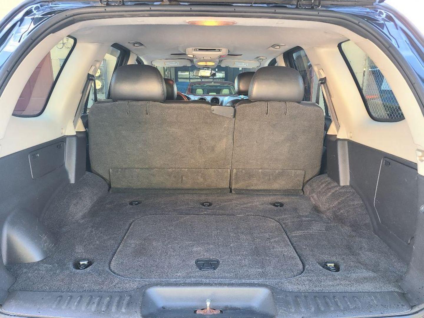 2009 BLACK GMC ENVOY DENALI (1GKET53M192) with an 5.3L engine, Automatic transmission, located at 117 North Cameron Street, Harrisburg, PA, 17101, (717) 963-8962, 40.266762, -76.875259 - WE FINANCE!!! Good Credit/ Bad Credit/ No Credit - ALL Trade-Ins Welcomed!!! ***Guaranteed Credit Approval*** APPLY ONLINE or CALL us TODAY ;) Please call us to discuss your cash and financing options. - Photo#13