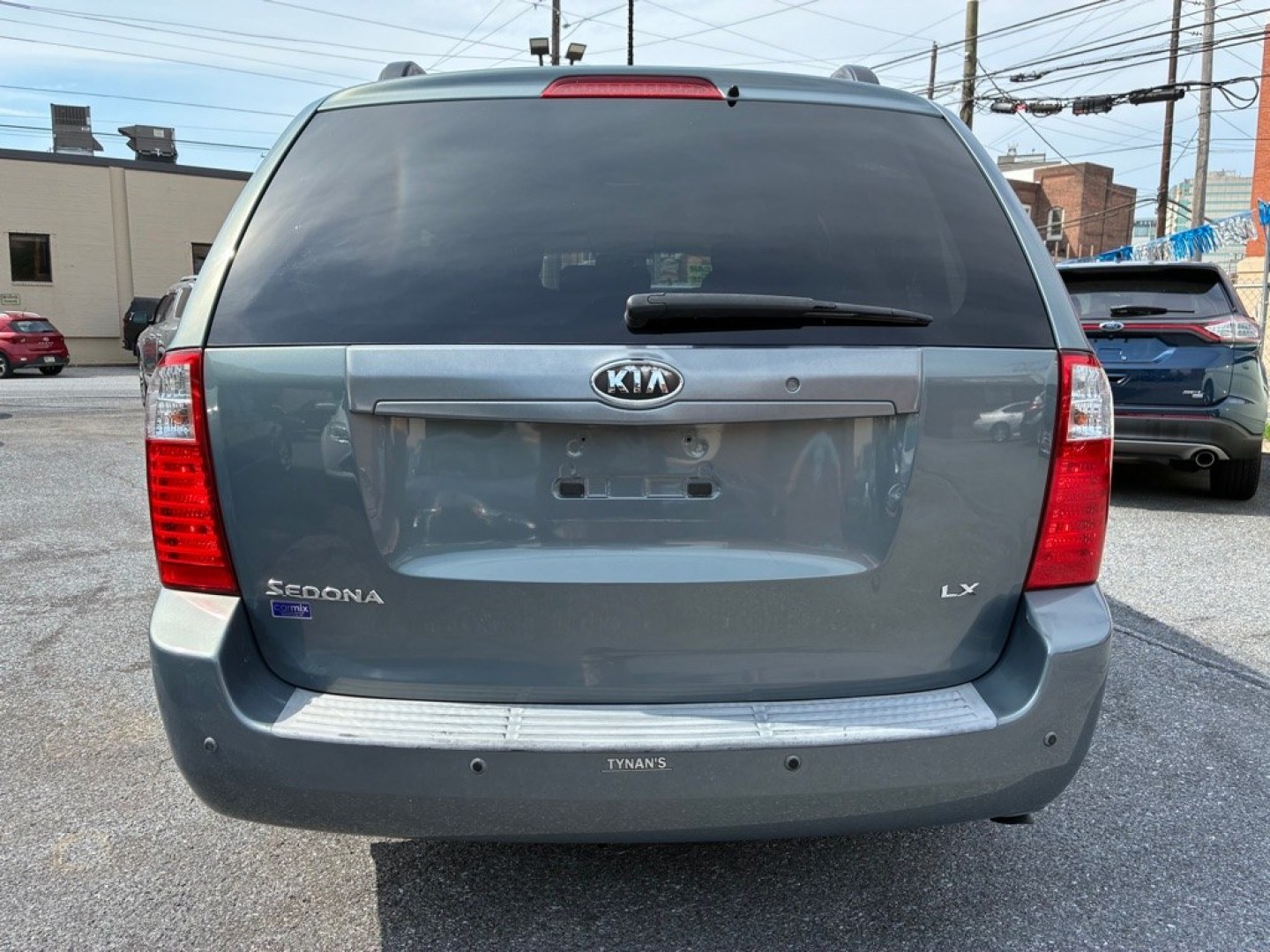 2009 BLUE KIA SEDONA EX (KNDMB233996) with an 3.8L engine, Automatic transmission, located at 117 North Cameron Street, Harrisburg, PA, 17101, (717) 963-8962, 40.266762, -76.875259 - WE FINANCE!!! MOST vehicles are available for financing. Good Credit/ Challenged Credit/ No Credit - ALL Trade-Ins Welcomed!!! APPLY ONLINE or CALL us TODAY Please call us to discuss your cash and/or financing options. Thanks for checking our inventory! We're here to help.- Photo#3