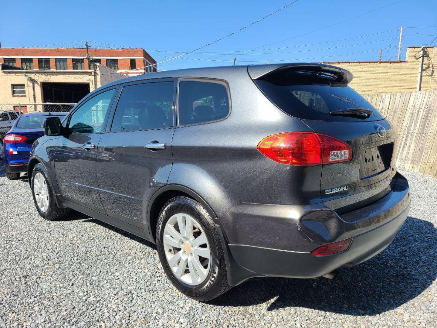 2009 GRAY SUBARU TRIBECA LIMITED (4S4WX92D994) with an 3.6L engine, Automatic transmission, located at 117 North Cameron Street, Harrisburg, PA, 17101, (717) 963-8962, 40.266762, -76.875259 - WE FINANCE!!! Good Credit/ Bad Credit/ No Credit - ALL Trade-Ins Welcomed!!! ***Guaranteed Credit Approval*** APPLY ONLINE or CALL us TODAY ;) Internet Prices and Marketplace Prices are SPECIAL discounted ***CASH DEALS*** Retail Prices are higher. Please call us to discuss your cash and finan - Photo#2