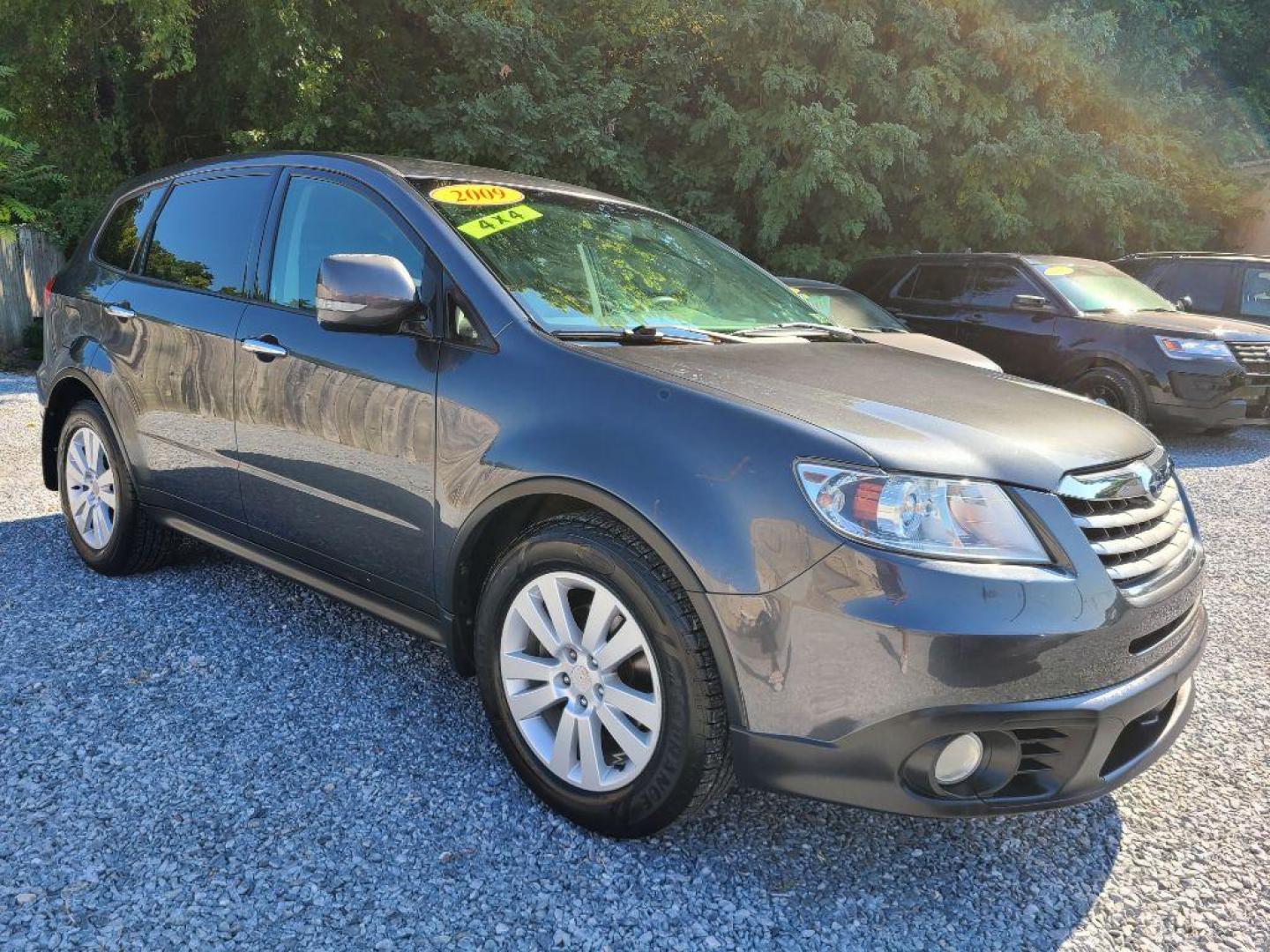 2009 GRAY SUBARU TRIBECA LIMITED (4S4WX92D994) with an 3.6L engine, Automatic transmission, located at 117 North Cameron Street, Harrisburg, PA, 17101, (717) 963-8962, 40.266762, -76.875259 - WE FINANCE!!! Good Credit/ Bad Credit/ No Credit - ALL Trade-Ins Welcomed!!! ***Guaranteed Credit Approval*** APPLY ONLINE or CALL us TODAY ;) Internet Prices and Marketplace Prices are SPECIAL discounted ***CASH DEALS*** Retail Prices are higher. Please call us to discuss your cash and finan - Photo#6