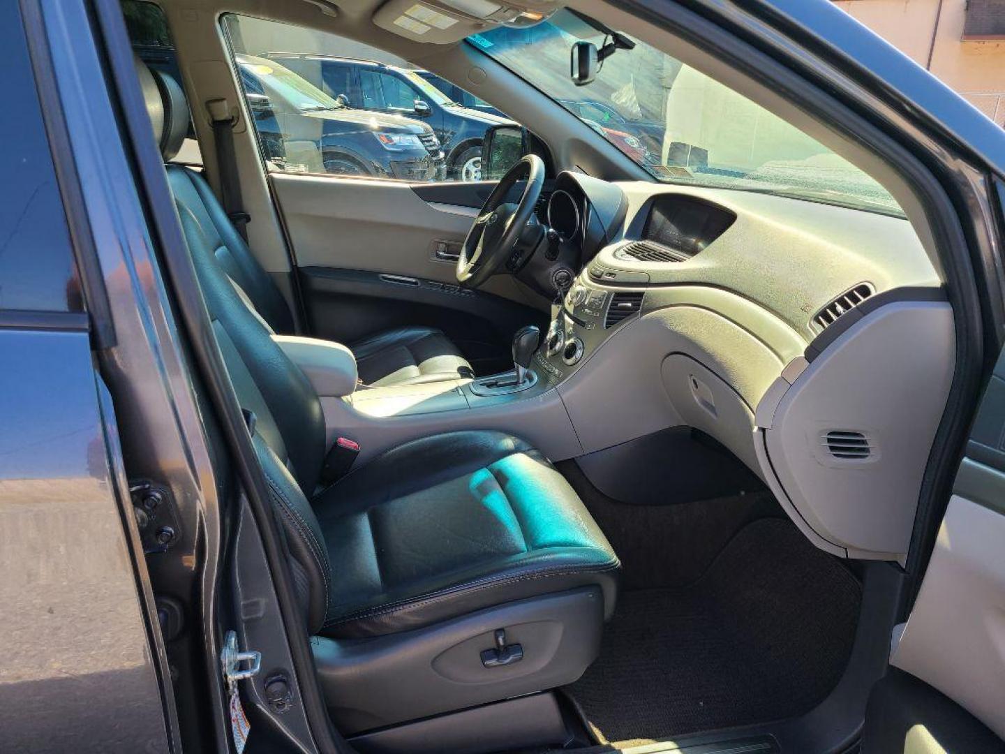 2009 GRAY SUBARU TRIBECA LIMITED (4S4WX92D994) with an 3.6L engine, Automatic transmission, located at 117 North Cameron Street, Harrisburg, PA, 17101, (717) 963-8962, 40.266762, -76.875259 - WE FINANCE!!! Good Credit/ Bad Credit/ No Credit - ALL Trade-Ins Welcomed!!! ***Guaranteed Credit Approval*** APPLY ONLINE or CALL us TODAY ;) Internet Prices and Marketplace Prices are SPECIAL discounted ***CASH DEALS*** Retail Prices are higher. Please call us to discuss your cash and finan - Photo#8