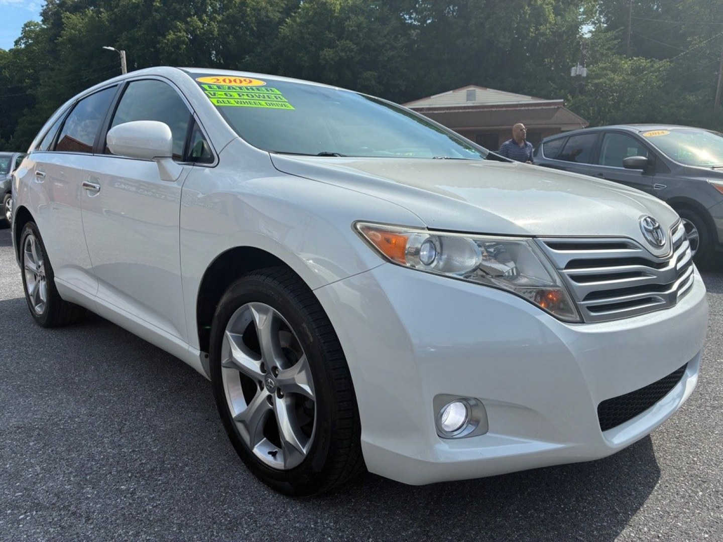 2009 WHITE TOYOTA VENZA (4T3BK11A29U) with an 3.5L engine, Automatic transmission, located at 117 North Cameron Street, Harrisburg, PA, 17101, (717) 963-8962, 40.266762, -76.875259 - WE FINANCE!!! MOST vehicles are available for financing. Good Credit/ Challenged Credit/ No Credit - ALL Trade-Ins Welcomed!!! APPLY ONLINE or CALL us TODAY Please call us to discuss your cash and/or financing options. Thanks for checking our inventory! We're here to help.- Photo#6