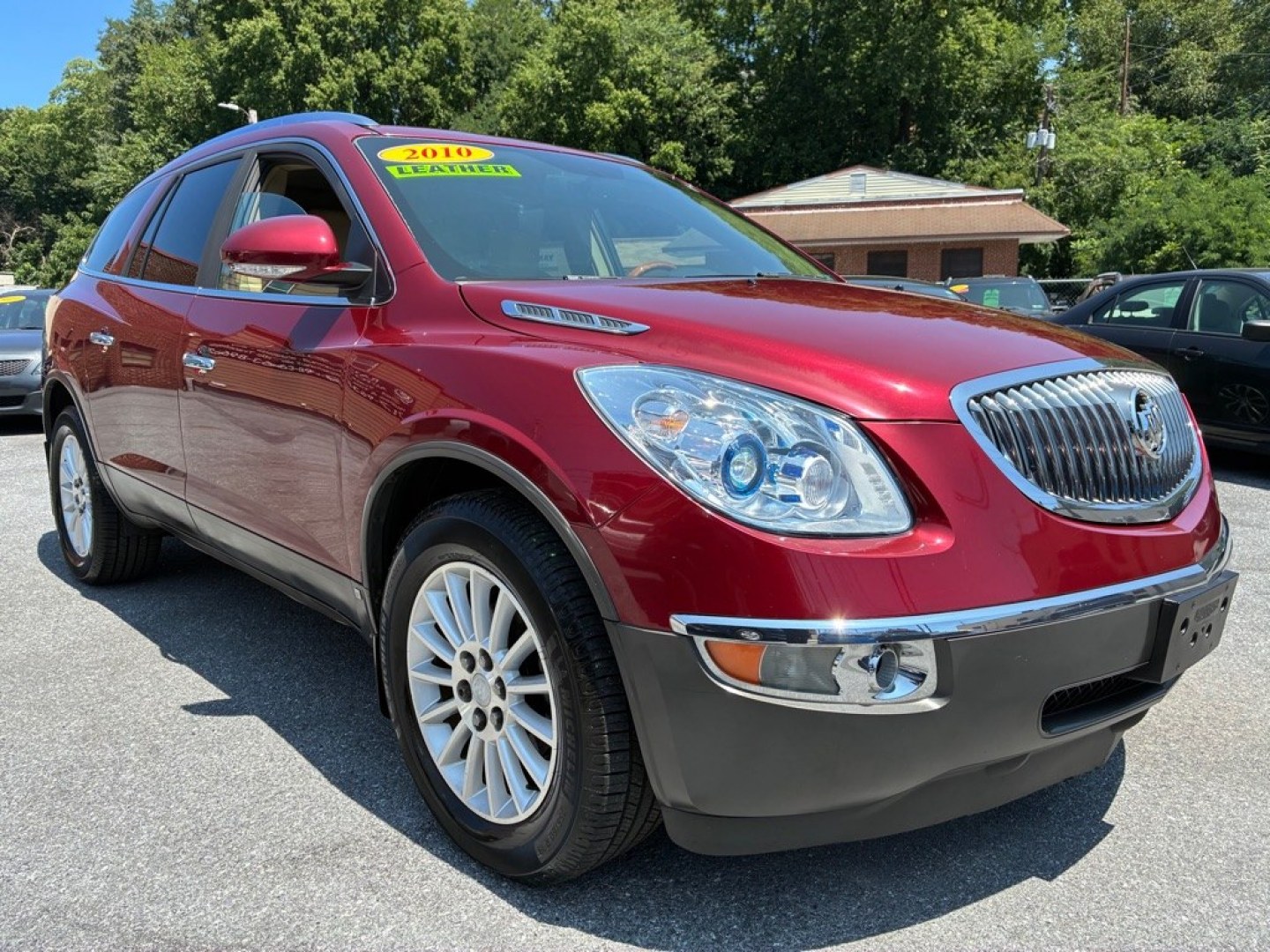 2010 RED BUICK ENCLAVE CXL (5GALVBED2AJ) with an 3.6L engine, Automatic transmission, located at 117 North Cameron Street, Harrisburg, PA, 17101, (717) 963-8962, 40.266762, -76.875259 - WE FINANCE!!! MOST vehicles are available for financing. Good Credit/ Challenged Credit/ No Credit - ALL Trade-Ins Welcomed!!! APPLY ONLINE or CALL us TODAY Please call us to discuss your cash and/or financing options. Thanks for checking our inventory! We're here to help.- Photo#6