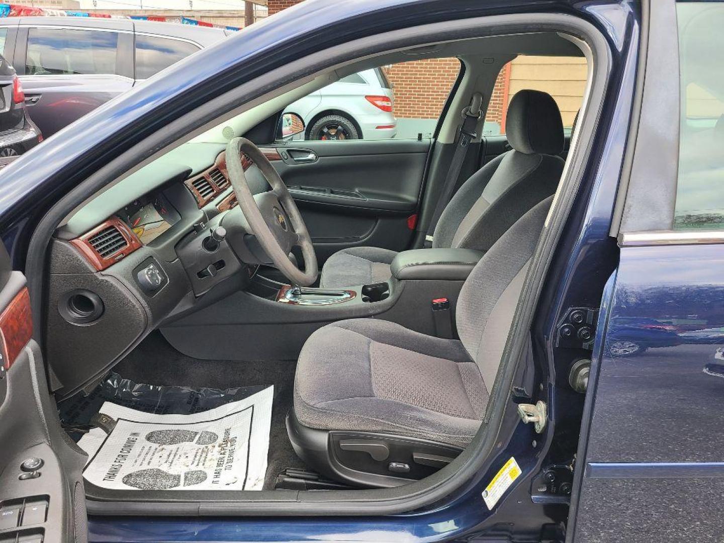 2010 BLUE CHEVROLET IMPALA LS (2G1WA5EN0A1) with an 3.5L engine, Automatic transmission, located at 117 North Cameron Street, Harrisburg, PA, 17101, (717) 963-8962, 40.266762, -76.875259 - WE FINANCE!!! Good Credit/ Bad Credit/ No Credit - ALL Trade-Ins Welcomed!!! ***Guaranteed Credit Approval*** APPLY ONLINE or CALL us TODAY ;) Internet Prices and Marketplace Prices are SPECIAL discounted ***CASH DEALS*** Retail Prices are higher. Please call us to discuss your cash and finan - Photo#12