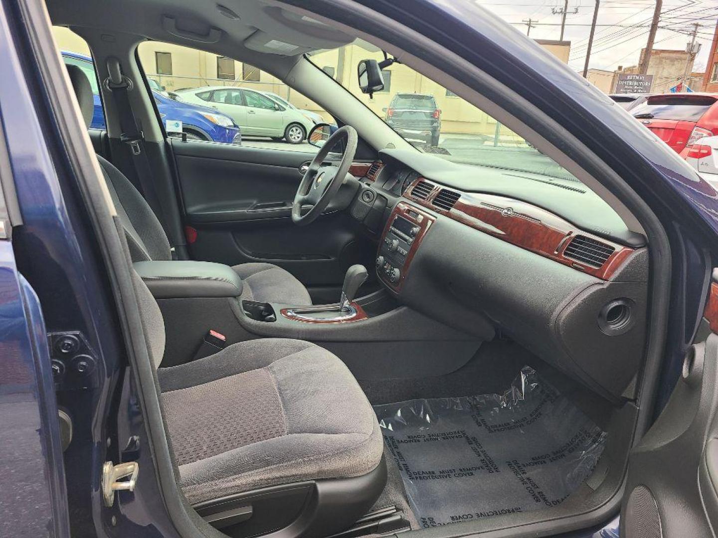 2010 BLUE CHEVROLET IMPALA LS (2G1WA5EN0A1) with an 3.5L engine, Automatic transmission, located at 117 North Cameron Street, Harrisburg, PA, 17101, (717) 963-8962, 40.266762, -76.875259 - WE FINANCE!!! Good Credit/ Bad Credit/ No Credit - ALL Trade-Ins Welcomed!!! ***Guaranteed Credit Approval*** APPLY ONLINE or CALL us TODAY ;) Internet Prices and Marketplace Prices are SPECIAL discounted ***CASH DEALS*** Retail Prices are higher. Please call us to discuss your cash and finan - Photo#8
