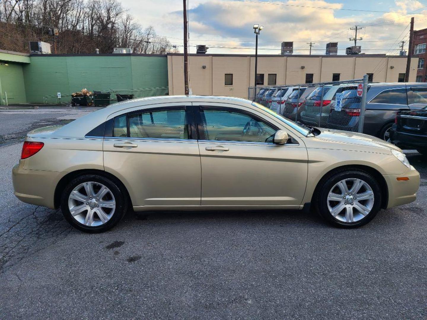 2010 GOLD CHRYSLER SEBRING LIMITED (1C3CC5FVXAN) with an 3.5L engine, Automatic transmission, located at 117 North Cameron Street, Harrisburg, PA, 17101, (717) 963-8962, 40.266762, -76.875259 - WE FINANCE!!! Good Credit/ Bad Credit/ No Credit - ALL Trade-Ins Welcomed!!! ***Guaranteed Credit Approval*** APPLY ONLINE or CALL us TODAY ;) Internet Prices and Marketplace Prices are SPECIAL discounted ***CASH DEALS*** Retail Prices are higher. Please call us to discuss your cash and finan - Photo#5