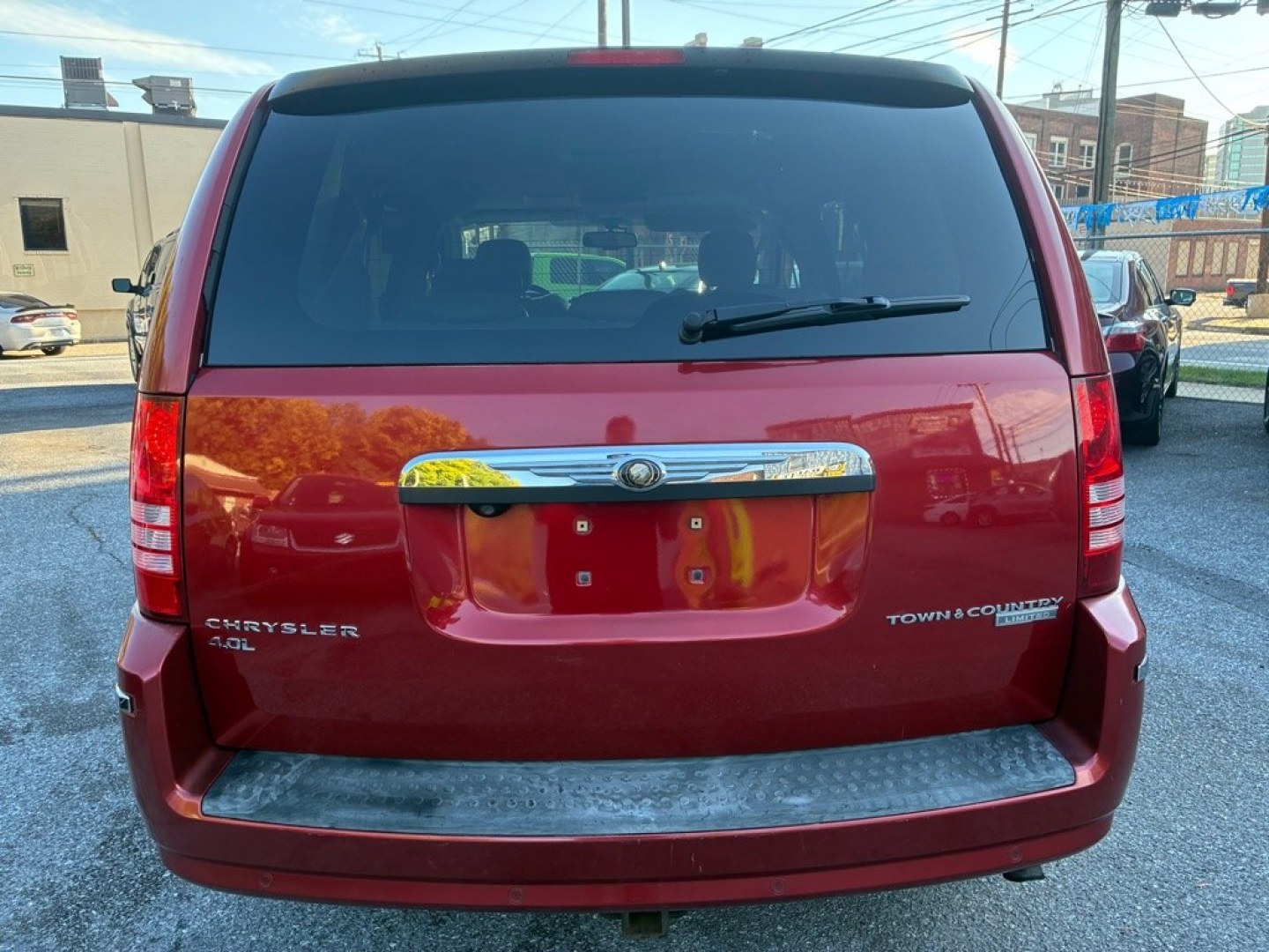 2010 RED CHRYSLER TOWN and COUNTRY LIMITED (2A4RR6DX9AR) with an 4.0L engine, Automatic transmission, located at 117 North Cameron Street, Harrisburg, PA, 17101, (717) 963-8962, 40.266762, -76.875259 - WE FINANCE!!! MOST vehicles are available for financing. Good Credit/ Challenged Credit/ No Credit - ALL Trade-Ins Welcomed!!! APPLY ONLINE or CALL us TODAY Please call us to discuss your cash and/or financing options. Thanks for checking our inventory! We're here to help.- Photo#3
