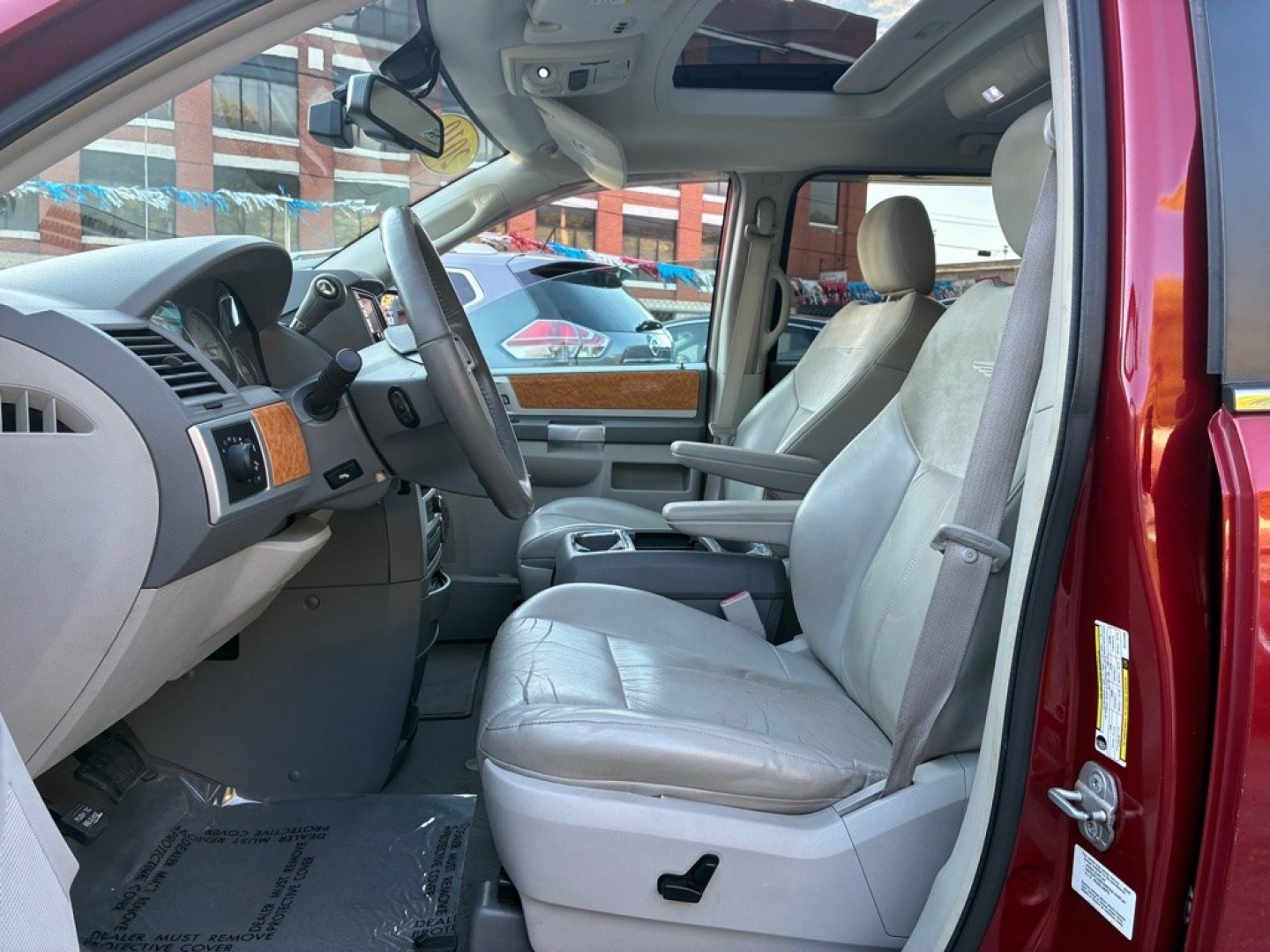 2010 RED CHRYSLER TOWN and COUNTRY LIMITED (2A4RR6DX9AR) with an 4.0L engine, Automatic transmission, located at 117 North Cameron Street, Harrisburg, PA, 17101, (717) 963-8962, 40.266762, -76.875259 - WE FINANCE!!! MOST vehicles are available for financing. Good Credit/ Challenged Credit/ No Credit - ALL Trade-Ins Welcomed!!! APPLY ONLINE or CALL us TODAY Please call us to discuss your cash and/or financing options. Thanks for checking our inventory! We're here to help.- Photo#14