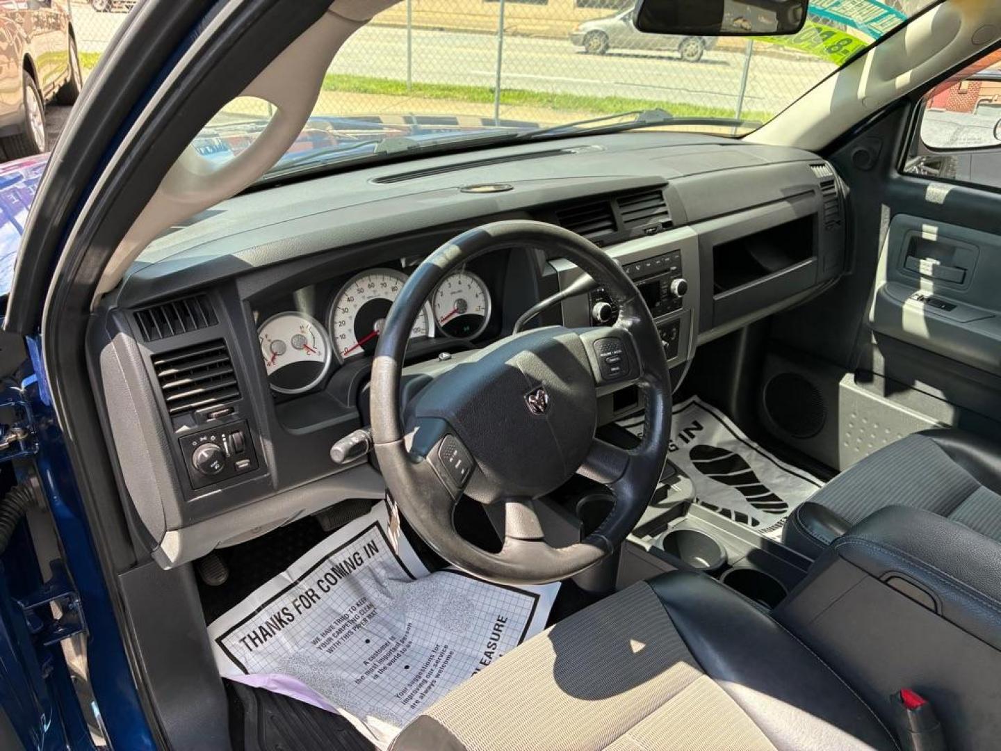 2010 BLUE DODGE DAKOTA TRX (1D7CW7GP2AS) with an 4.7L engine, Automatic transmission, located at 117 North Cameron Street, Harrisburg, PA, 17101, (717) 963-8962, 40.266762, -76.875259 - WE FINANCE!!! MOST vehicles are available for financing. Good Credit/ Challenged Credit/ No Credit - ALL Trade-Ins Welcomed!!! APPLY ONLINE or CALL us TODAY Please call us to discuss your cash and/or financing options. Thanks for checking our inventory! We're here to help. - Photo#14