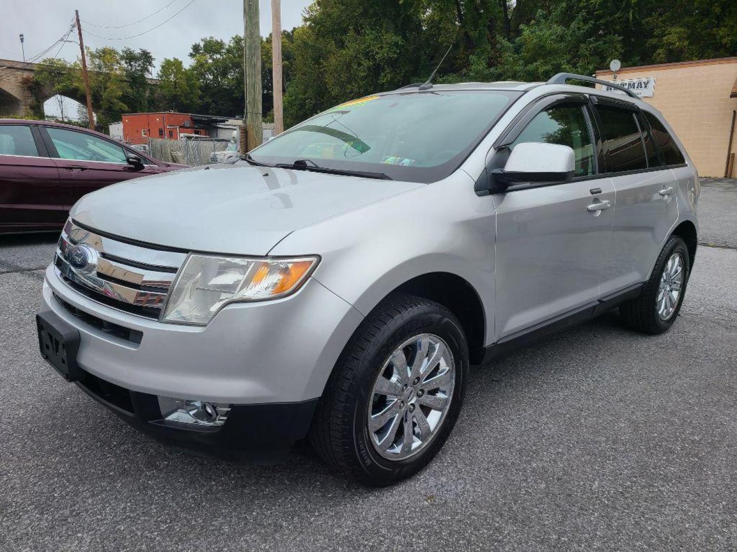 2010 SILVER FORD EDGE SEL (2FMDK4JC2AB) with an 3.5L engine, Automatic transmission, located at 117 North Cameron Street, Harrisburg, PA, 17101, (717) 963-8962, 40.266762, -76.875259 - WE FINANCE!!! Good Credit/ Bad Credit/ No Credit - ALL Trade-Ins Welcomed!!! ***Guaranteed Credit Approval*** APPLY ONLINE or CALL us TODAY ;) Please call us to discuss your cash and financing options. - Photo#0