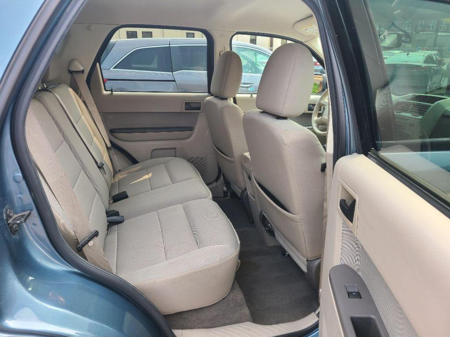 2010 BLUE FORD ESCAPE XLT (1FMCU0D70AK) with an 2.5L engine, Automatic transmission, located at 117 North Cameron Street, Harrisburg, PA, 17101, (717) 963-8962, 40.266762, -76.875259 - WE FINANCE!!! Good Credit/ Bad Credit/ No Credit - ALL Trade-Ins Welcomed!!! ***Guaranteed Credit Approval*** APPLY ONLINE or CALL us TODAY ;) Internet Prices and Marketplace Prices are SPECIAL discounted ***CASH DEALS*** Retail Prices are higher. Please call us to discuss your cash and finan - Photo#10