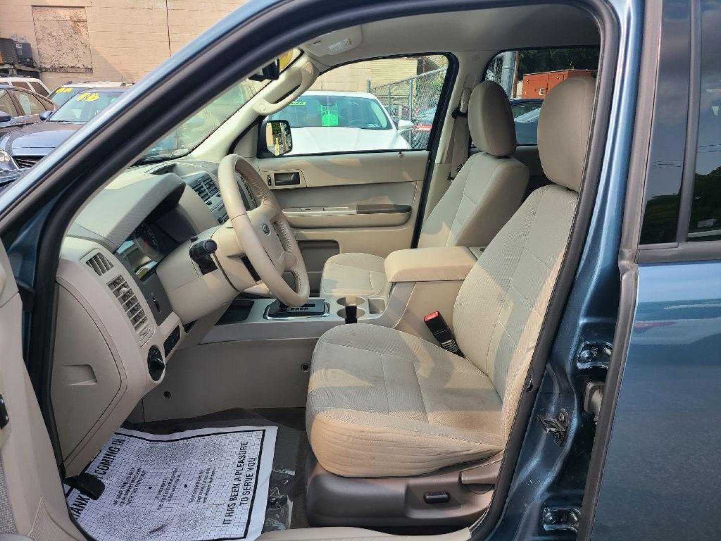 2010 BLUE FORD ESCAPE XLT (1FMCU0D70AK) with an 2.5L engine, Automatic transmission, located at 117 North Cameron Street, Harrisburg, PA, 17101, (717) 963-8962, 40.266762, -76.875259 - WE FINANCE!!! Good Credit/ Bad Credit/ No Credit - ALL Trade-Ins Welcomed!!! ***Guaranteed Credit Approval*** APPLY ONLINE or CALL us TODAY ;) Internet Prices and Marketplace Prices are SPECIAL discounted ***CASH DEALS*** Retail Prices are higher. Please call us to discuss your cash and finan - Photo#12