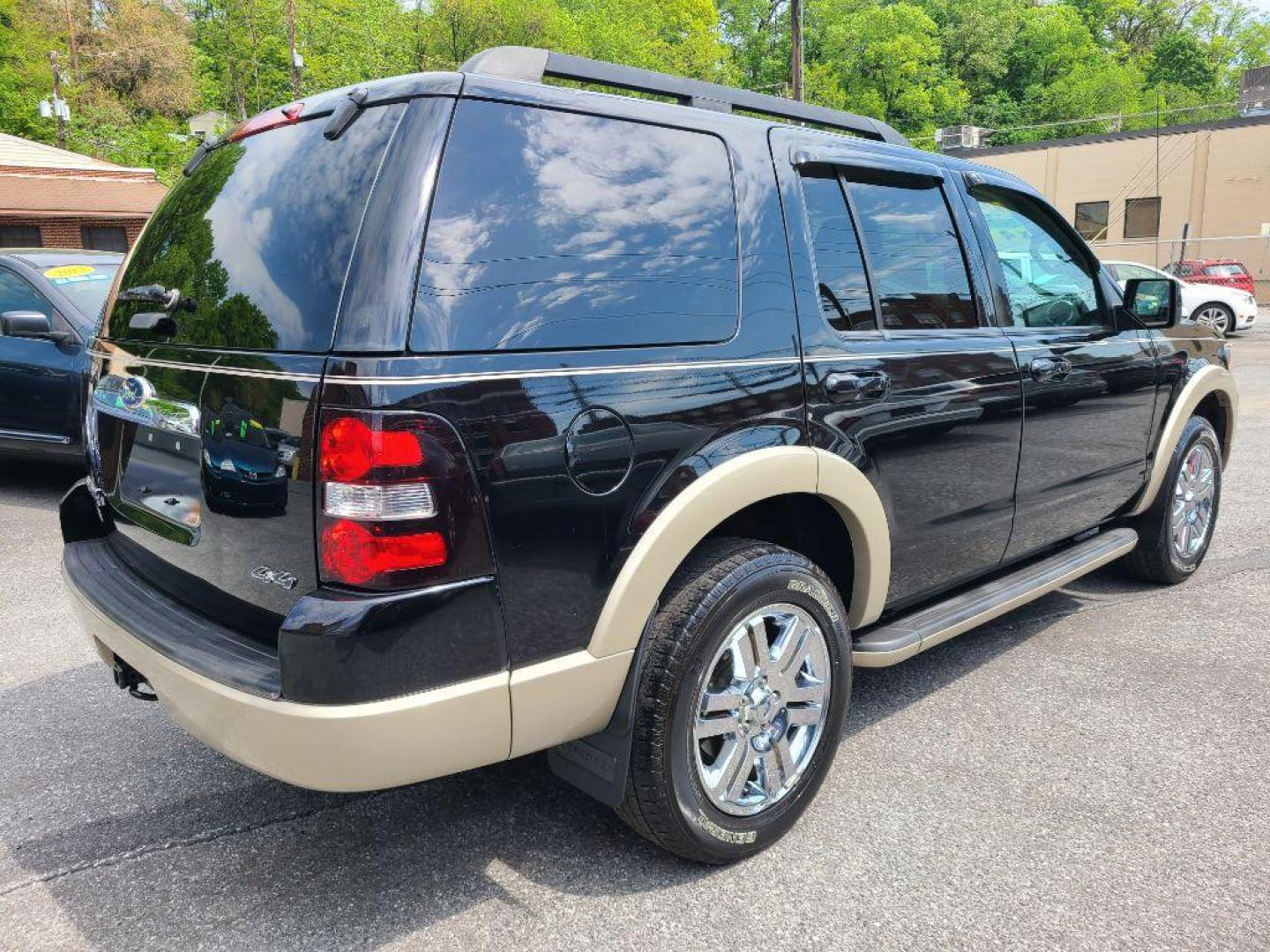 2010 BLACK FORD EXPLORER EDDIE BAUER (1FMEU7EEXAU) with an 4.0L engine, Automatic transmission, located at 117 North Cameron Street, Harrisburg, PA, 17101, (717) 963-8962, 40.266762, -76.875259 - WE FINANCE!!! Good Credit/ Bad Credit/ No Credit - ALL Trade-Ins Welcomed!!! ***Guaranteed Credit Approval*** APPLY ONLINE or CALL us TODAY ;) Internet Prices and Marketplace Prices are SPECIAL discounted ***CASH DEALS*** Retail Prices are higher. Please call us to discuss your cash and finan - Photo#3