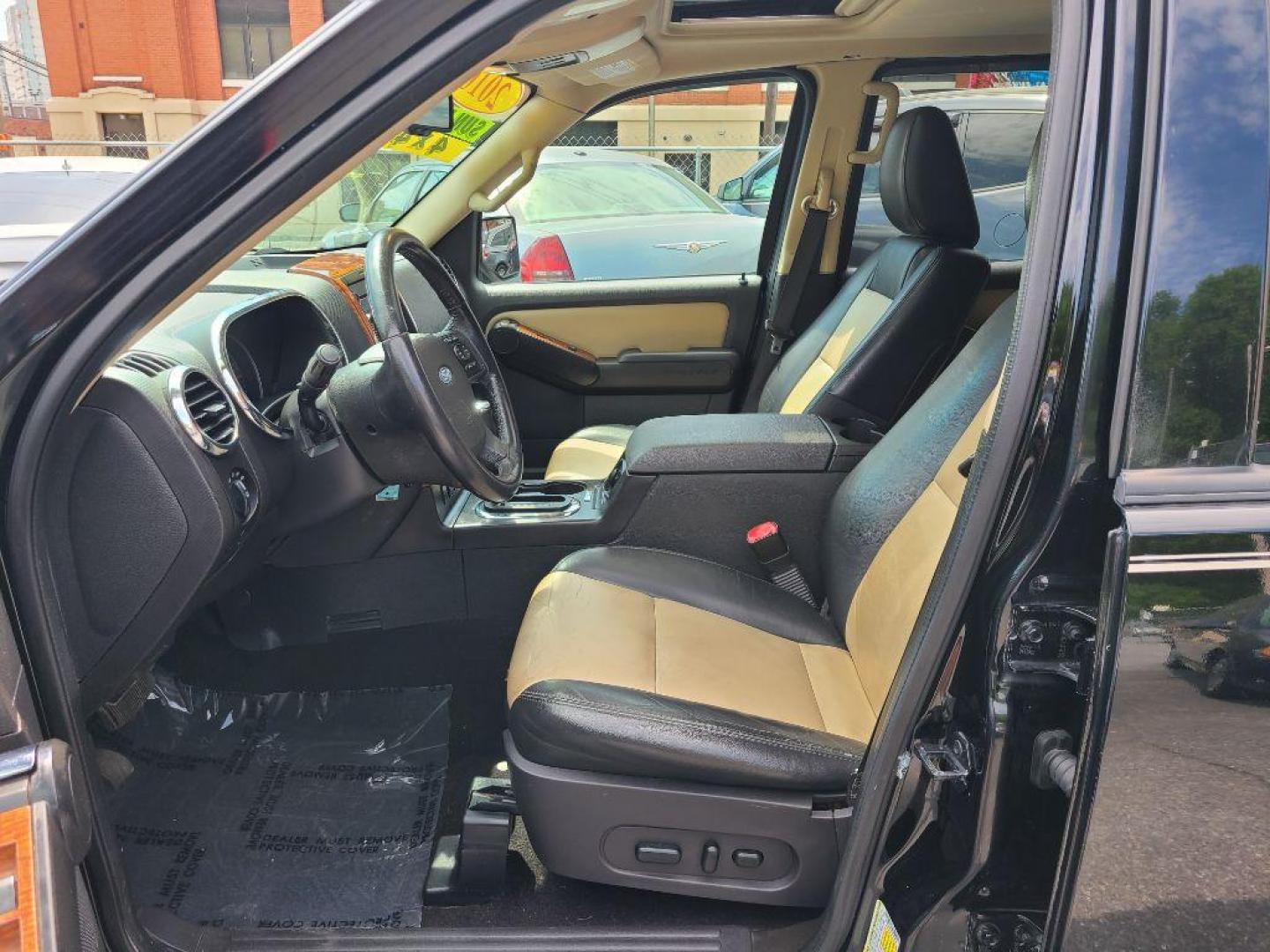 2010 BLACK FORD EXPLORER EDDIE BAUER (1FMEU7EEXAU) with an 4.0L engine, Automatic transmission, located at 117 North Cameron Street, Harrisburg, PA, 17101, (717) 963-8962, 40.266762, -76.875259 - WE FINANCE!!! Good Credit/ Bad Credit/ No Credit - ALL Trade-Ins Welcomed!!! ***Guaranteed Credit Approval*** APPLY ONLINE or CALL us TODAY ;) Internet Prices and Marketplace Prices are SPECIAL discounted ***CASH DEALS*** Retail Prices are higher. Please call us to discuss your cash and finan - Photo#15
