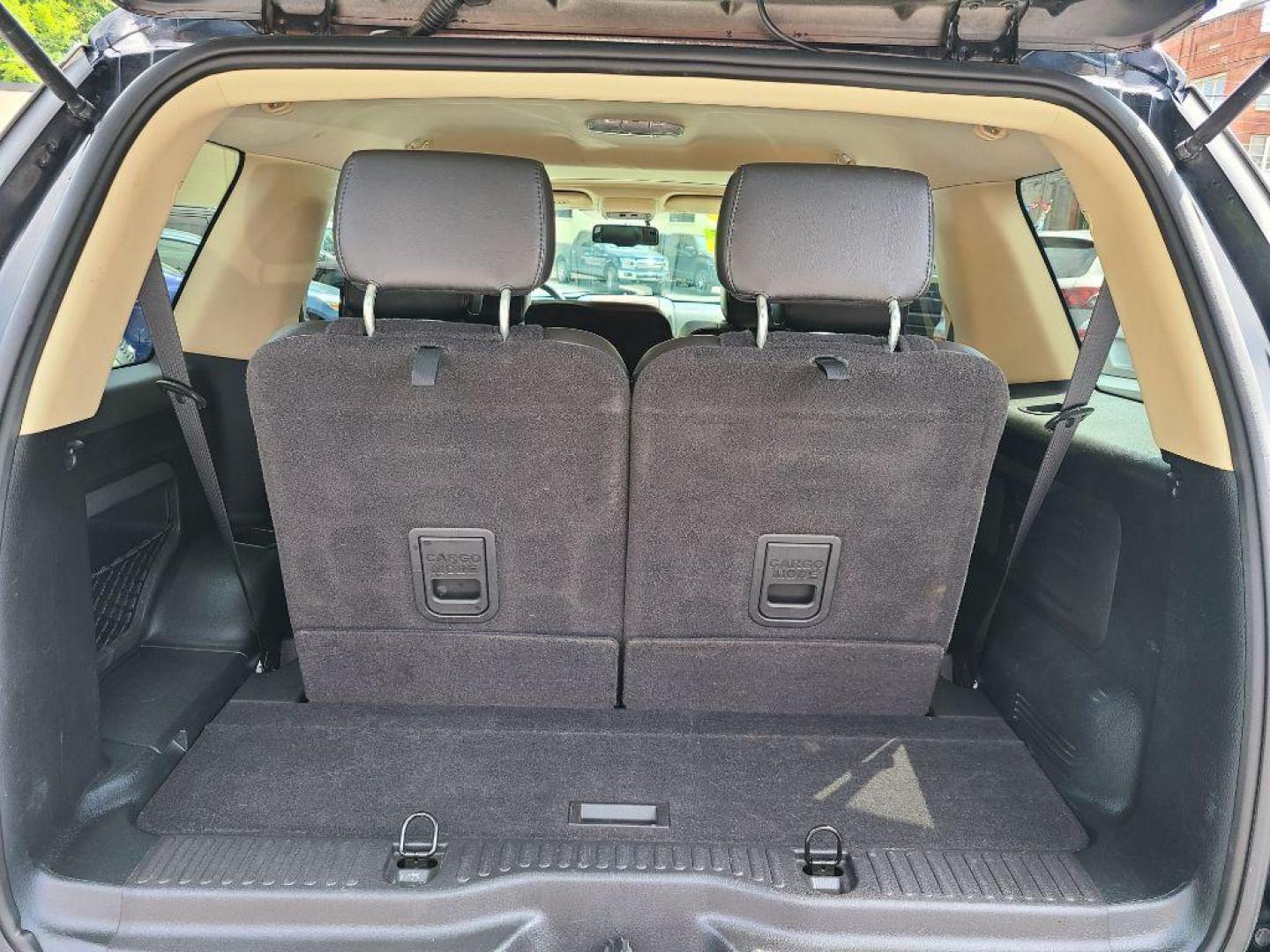 2010 BLACK FORD EXPLORER EDDIE BAUER (1FMEU7EEXAU) with an 4.0L engine, Automatic transmission, located at 117 North Cameron Street, Harrisburg, PA, 17101, (717) 963-8962, 40.266762, -76.875259 - WE FINANCE!!! Good Credit/ Bad Credit/ No Credit - ALL Trade-Ins Welcomed!!! ***Guaranteed Credit Approval*** APPLY ONLINE or CALL us TODAY ;) Internet Prices and Marketplace Prices are SPECIAL discounted ***CASH DEALS*** Retail Prices are higher. Please call us to discuss your cash and finan - Photo#16