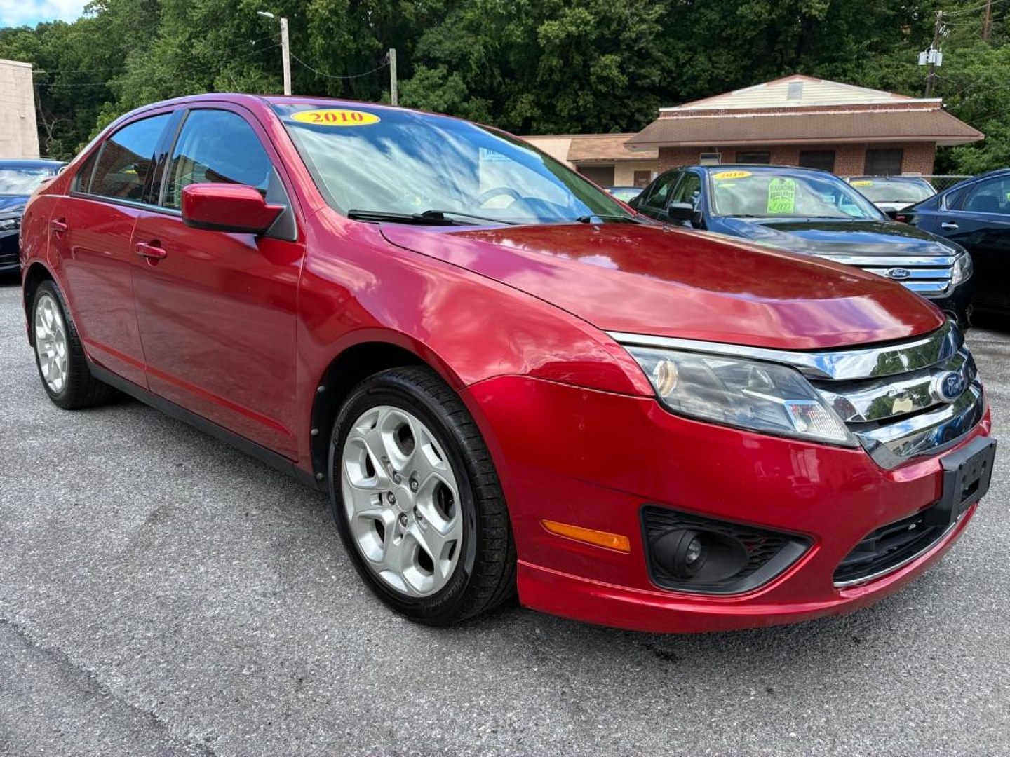 2010 RED FORD FUSION SE (3FAHP0HA2AR) with an 2.5L engine, Automatic transmission, located at 117 North Cameron Street, Harrisburg, PA, 17101, (717) 963-8962, 40.266762, -76.875259 - WE FINANCE!!! MOST vehicles are available for financing. Good Credit/ Challenged Credit/ No Credit - ALL Trade-Ins Welcomed!!! APPLY ONLINE or CALL us TODAY Please call us to discuss your cash and/or financing options. Thanks for checking our inventory! We're here to help.- Photo#6