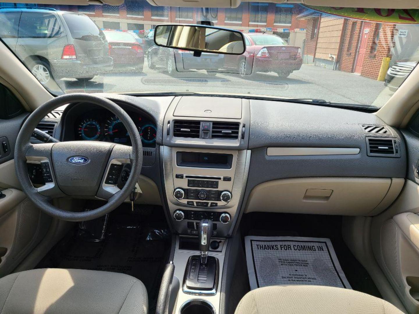 2010 SILVER FORD FUSION SE (3FAHP0HA8AR) with an 2.5L engine, Automatic transmission, located at 117 North Cameron Street, Harrisburg, PA, 17101, (717) 963-8962, 40.266762, -76.875259 - WE FINANCE!!! Good Credit/ Bad Credit/ No Credit - ALL Trade-Ins Welcomed!!! ***Guaranteed Credit Approval*** APPLY ONLINE or CALL us TODAY ;) Internet Prices and Marketplace Prices are SPECIAL discounted ***CASH DEALS*** Retail Prices are higher. Please call us to discuss your cash and finan - Photo#11