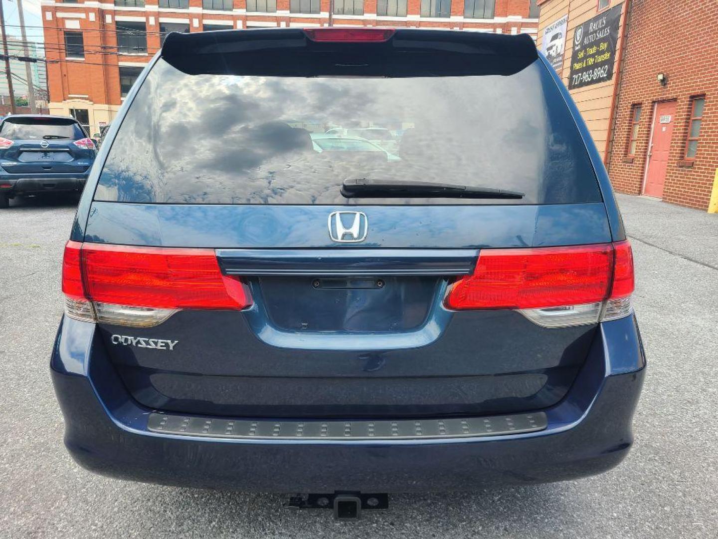 2010 BLUE HONDA ODYSSEY EX (5FNRL3H55AB) with an 3.5L engine, Automatic transmission, located at 117 North Cameron Street, Harrisburg, PA, 17101, (717) 963-8962, 40.266762, -76.875259 - WE FINANCE!!! Good Credit/ Bad Credit/ No Credit - ALL Trade-Ins Welcomed!!! ***Guaranteed Credit Approval*** APPLY ONLINE or CALL us TODAY ;) Internet Prices and Marketplace Prices are SPECIAL discounted ***CASH DEALS*** Retail Prices are higher. Please call us to discuss your cash and finan - Photo#3