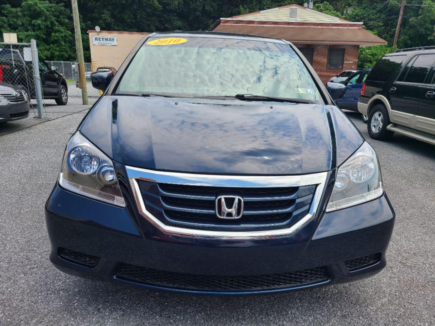2010 BLUE HONDA ODYSSEY EX (5FNRL3H55AB) with an 3.5L engine, Automatic transmission, located at 117 North Cameron Street, Harrisburg, PA, 17101, (717) 963-8962, 40.266762, -76.875259 - WE FINANCE!!! Good Credit/ Bad Credit/ No Credit - ALL Trade-Ins Welcomed!!! ***Guaranteed Credit Approval*** APPLY ONLINE or CALL us TODAY ;) Internet Prices and Marketplace Prices are SPECIAL discounted ***CASH DEALS*** Retail Prices are higher. Please call us to discuss your cash and finan - Photo#7