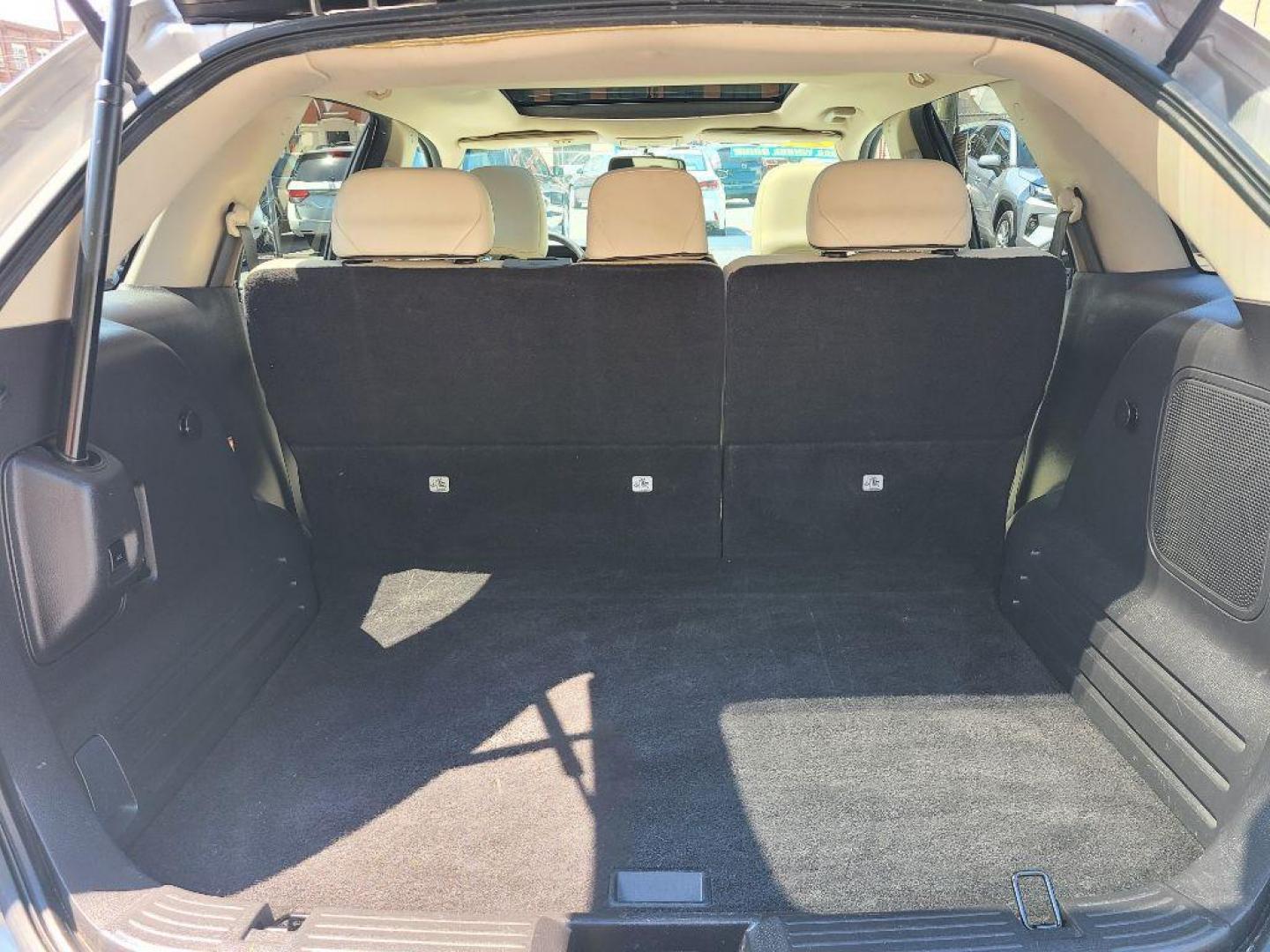 2010 SILVER LINCOLN MKX BASE (2LMDJ8JC3AB) with an 3.5L engine, Automatic transmission, located at 117 North Cameron Street, Harrisburg, PA, 17101, (717) 963-8962, 40.266762, -76.875259 - WE FINANCE!!! Good Credit/ Bad Credit/ No Credit - ALL Trade-Ins Welcomed!!! ***Guaranteed Credit Approval*** APPLY ONLINE or CALL us TODAY ;) Internet Prices and Marketplace Prices are SPECIAL discounted ***CASH DEALS*** Retail Prices are higher. Please call us to discuss your cash and finan - Photo#9