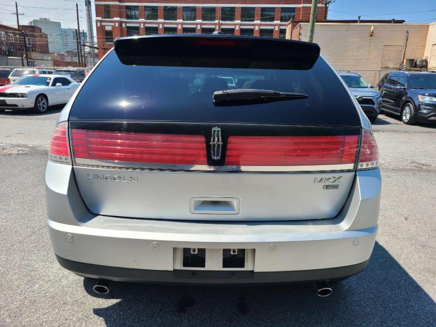 2010 SILVER LINCOLN MKX BASE (2LMDJ8JC3AB) with an 3.5L engine, Automatic transmission, located at 117 North Cameron Street, Harrisburg, PA, 17101, (717) 963-8962, 40.266762, -76.875259 - WE FINANCE!!! Good Credit/ Bad Credit/ No Credit - ALL Trade-Ins Welcomed!!! ***Guaranteed Credit Approval*** APPLY ONLINE or CALL us TODAY ;) Internet Prices and Marketplace Prices are SPECIAL discounted ***CASH DEALS*** Retail Prices are higher. Please call us to discuss your cash and finan - Photo#1