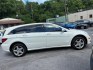 2010 WHITE MERCEDES-BENZ R-CLASS R350 4MATIC (4JGCB6FE0AA) with an 3.5L engine, Automatic transmission, located at 117 North Cameron Street, Harrisburg, PA, 17101, (717) 963-8962, 40.266762, -76.875259 - WE FINANCE!!! MOST vehicles are available for financing. Good Credit/ Challenged Credit/ No Credit - ALL Trade-Ins Welcomed!!! APPLY ONLINE or CALL us TODAY Please call us to discuss your cash and/or financing options. Thanks for checking our inventory! We're here to help.- Photo#5