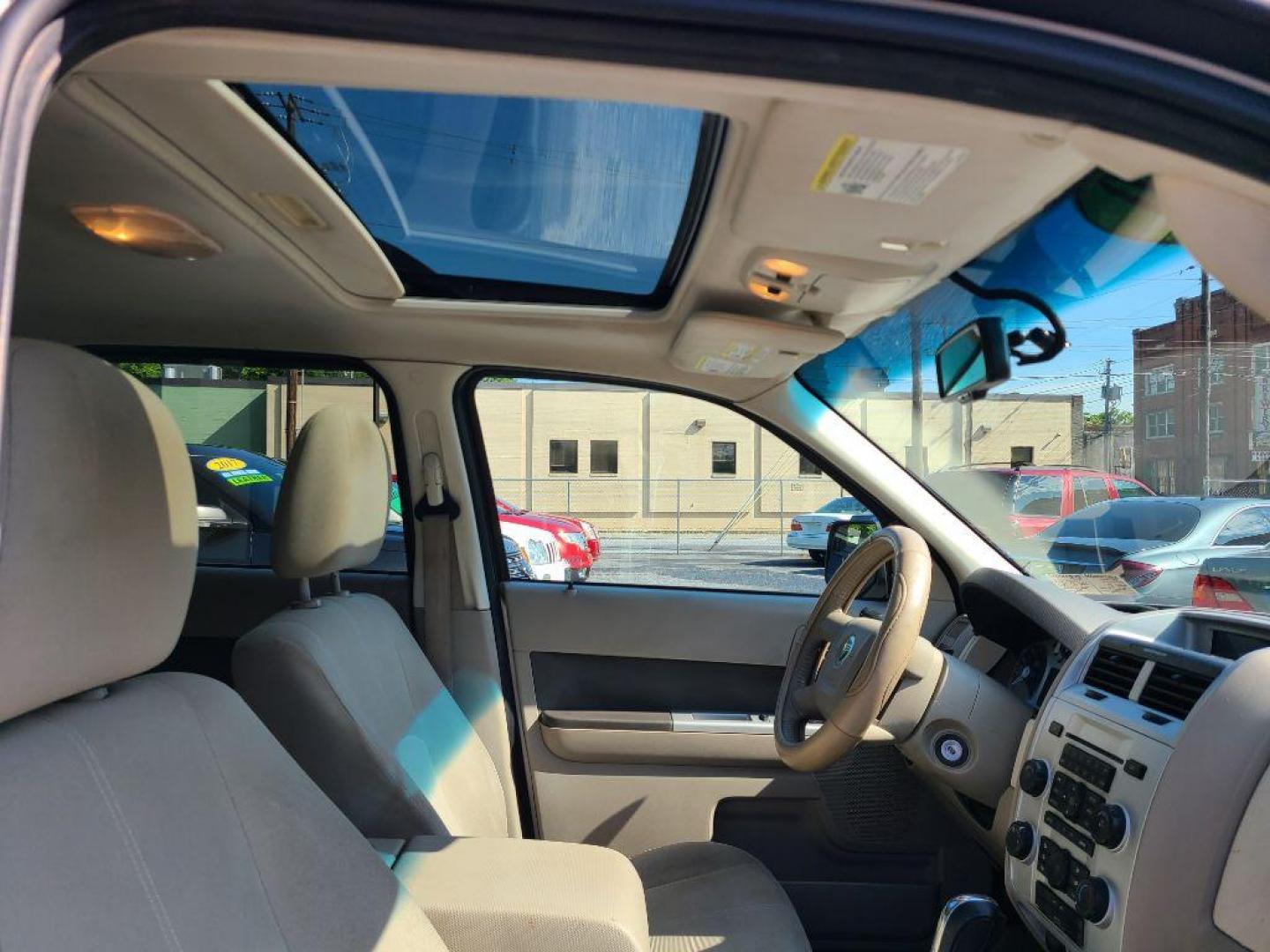 2010 WHITE MERCURY MARINER SUV (4M2CN8B7XAK) with an 2.5L engine, Automatic transmission, located at 117 North Cameron Street, Harrisburg, PA, 17101, (717) 963-8962, 40.266762, -76.875259 - WE FINANCE!!! Good Credit/ Bad Credit/ No Credit - ALL Trade-Ins Welcomed!!! ***Guaranteed Credit Approval*** APPLY ONLINE or CALL us TODAY ;) Internet Prices and Marketplace Prices are SPECIAL discounted ***CASH DEALS*** Retail Prices are higher. Please call us to discuss your cash and finan - Photo#9